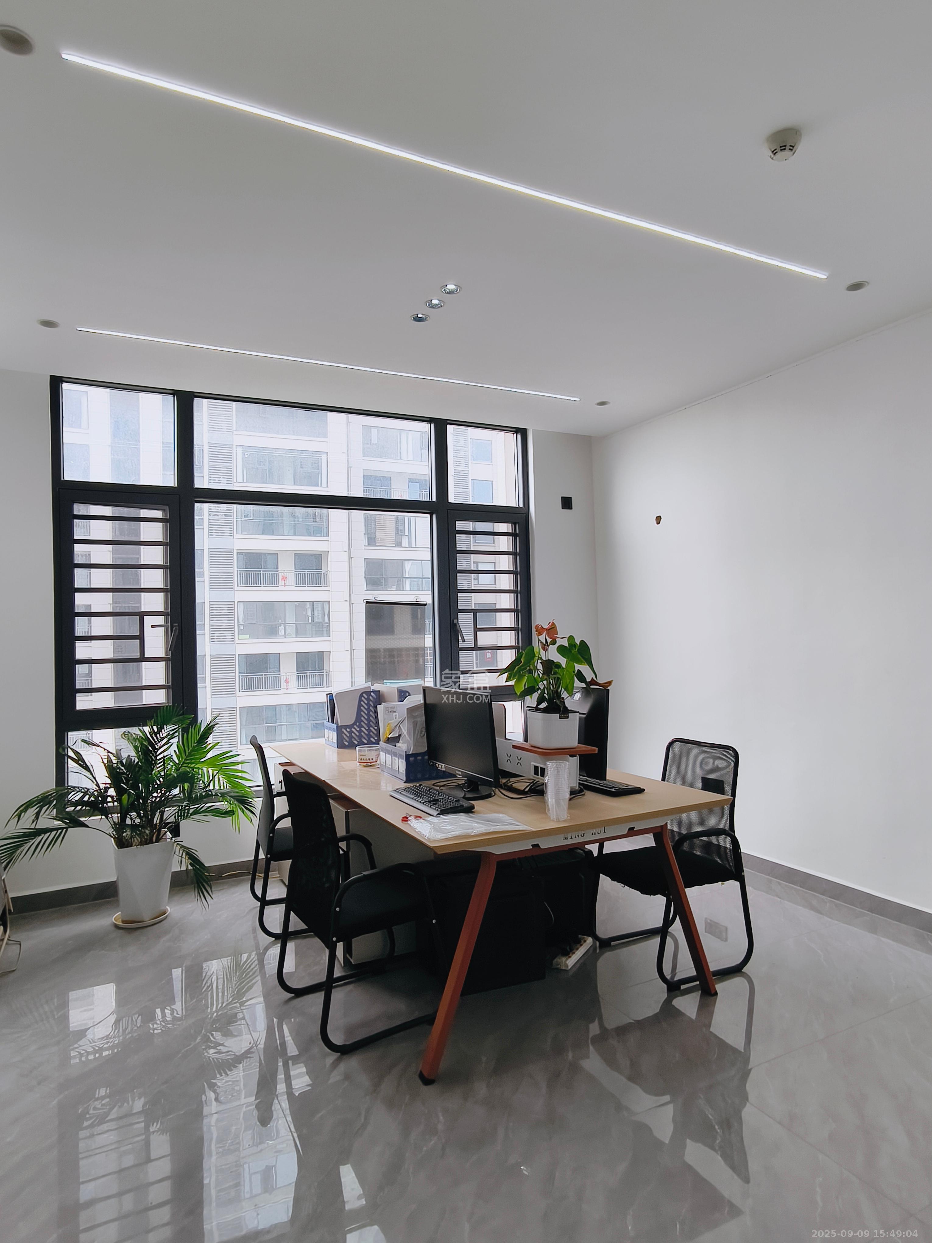 诺德滨江逸园（中铁逸园）  1室1厅1卫    3500.0元/月室内图