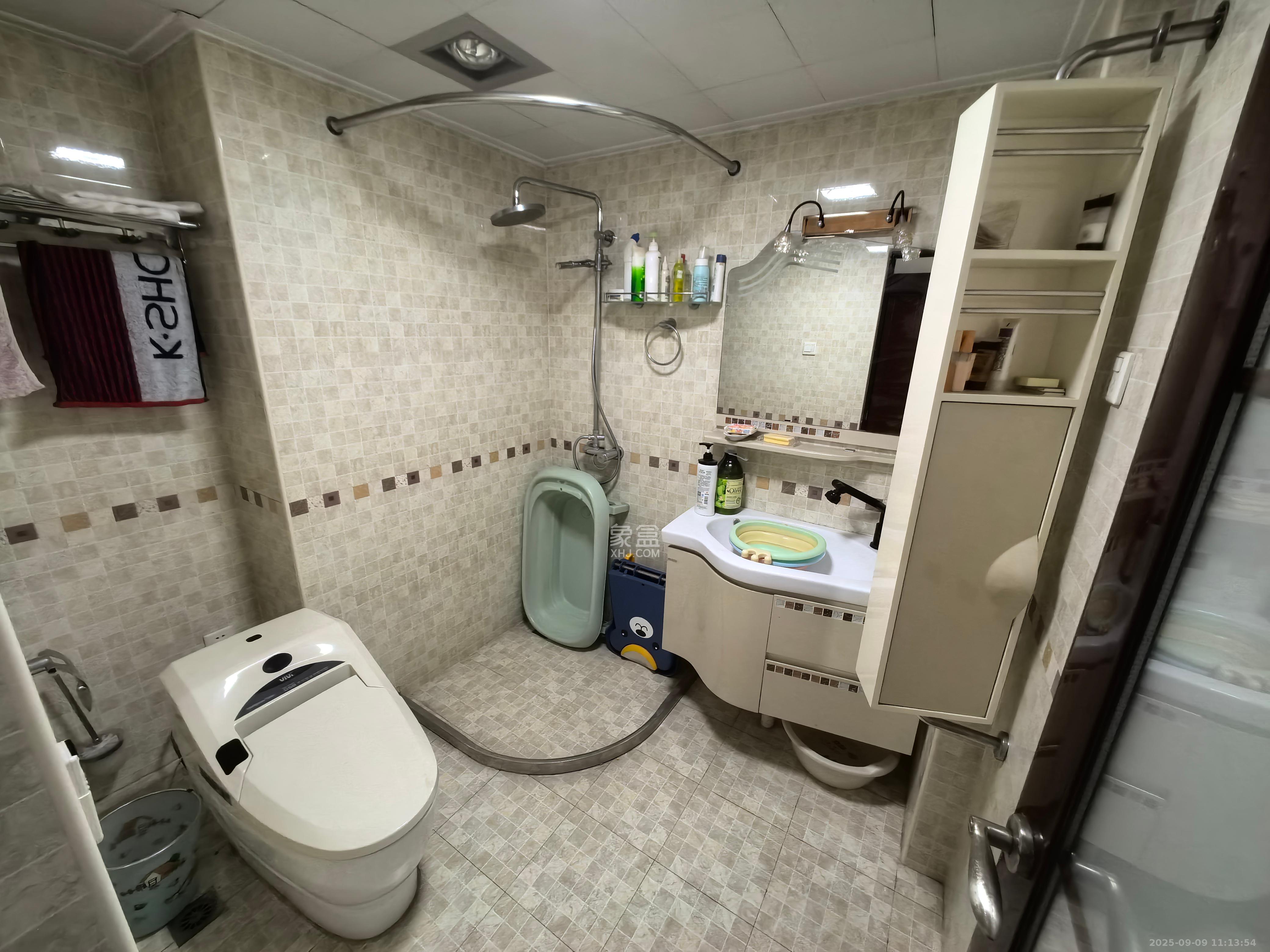 谋房博客(博客天街) 3室2厅2卫 3200.0元/月 谋房博客(博客天街) 3室2厅2卫 3200.0元/月室内图