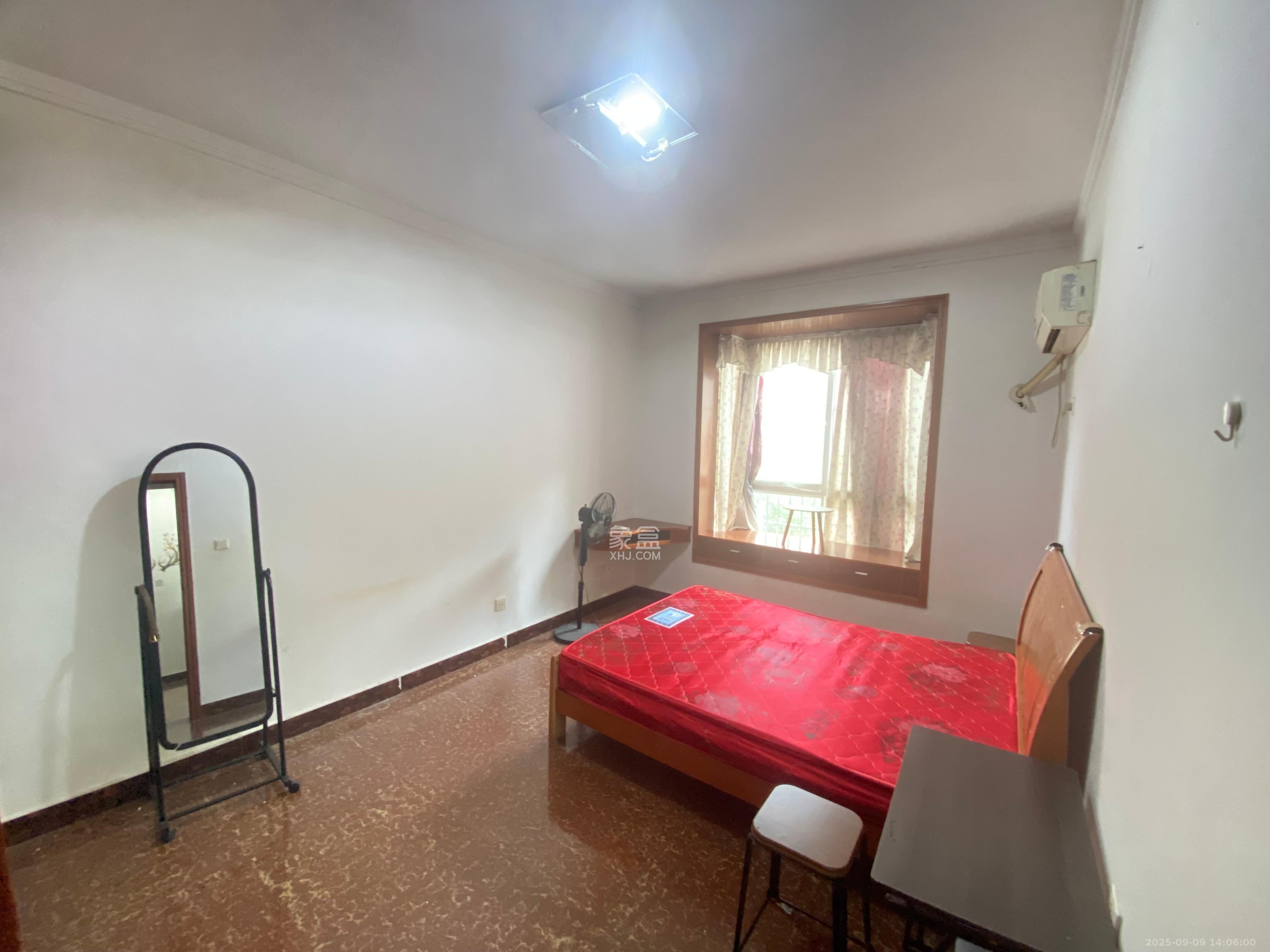 景塘家园  2室2厅1卫    1600.0元/月室内图