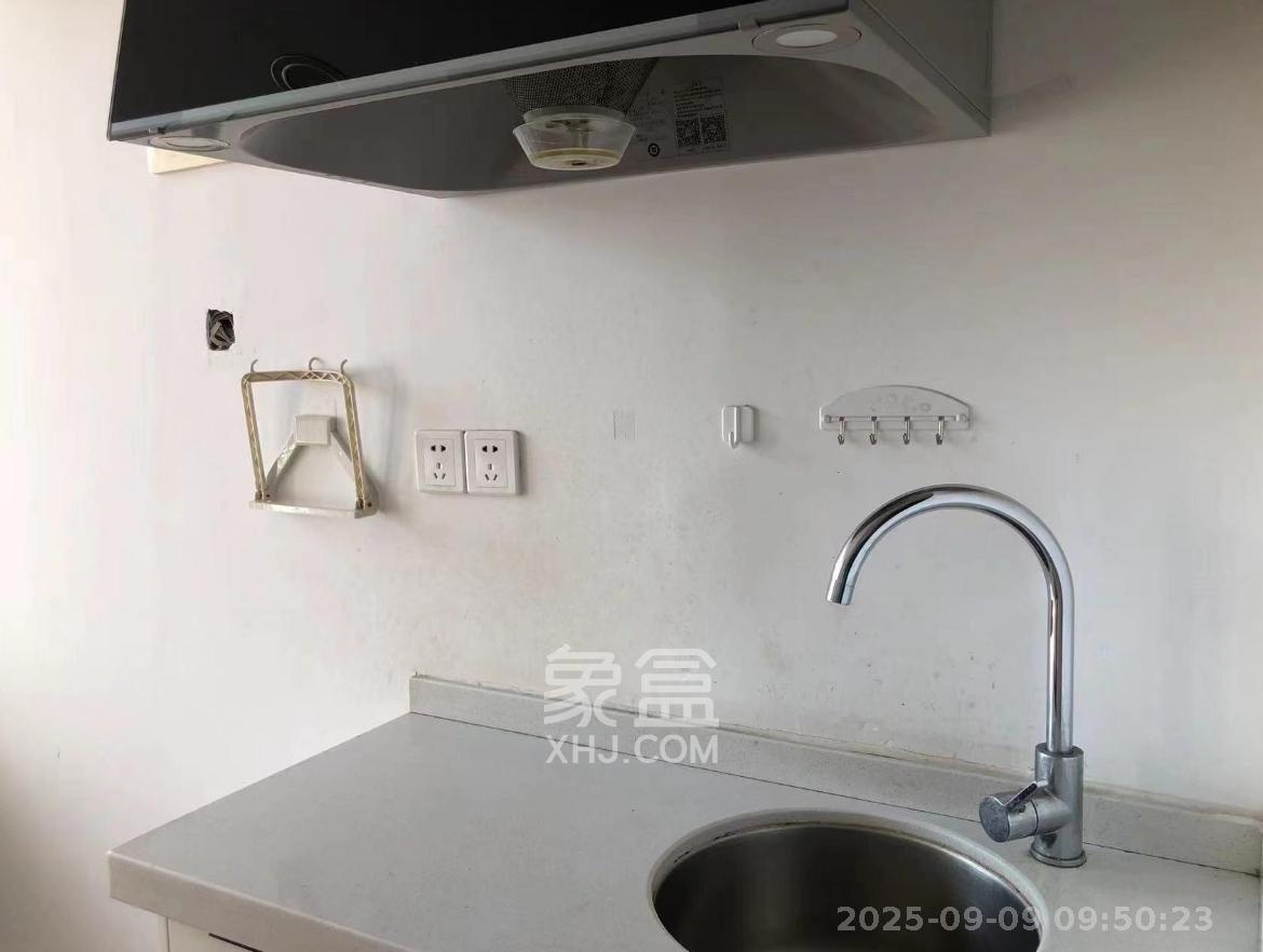 兰亭湾畔  1室1厅1卫    1600.0元/月室内图