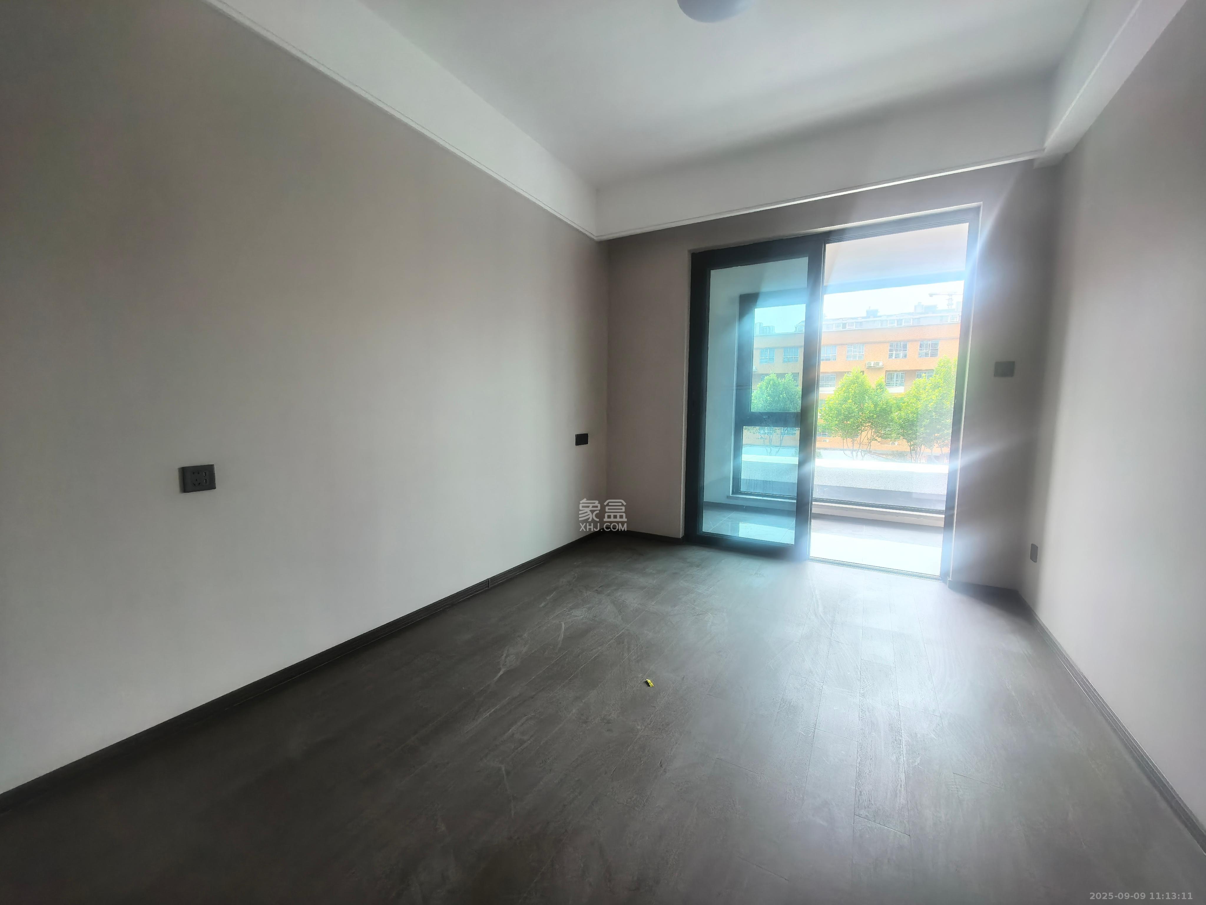 龙湖青云阙  4室2厅2卫    5000.0元/月 龙湖青云阙  4室2厅2卫    5000.0元/月室内图