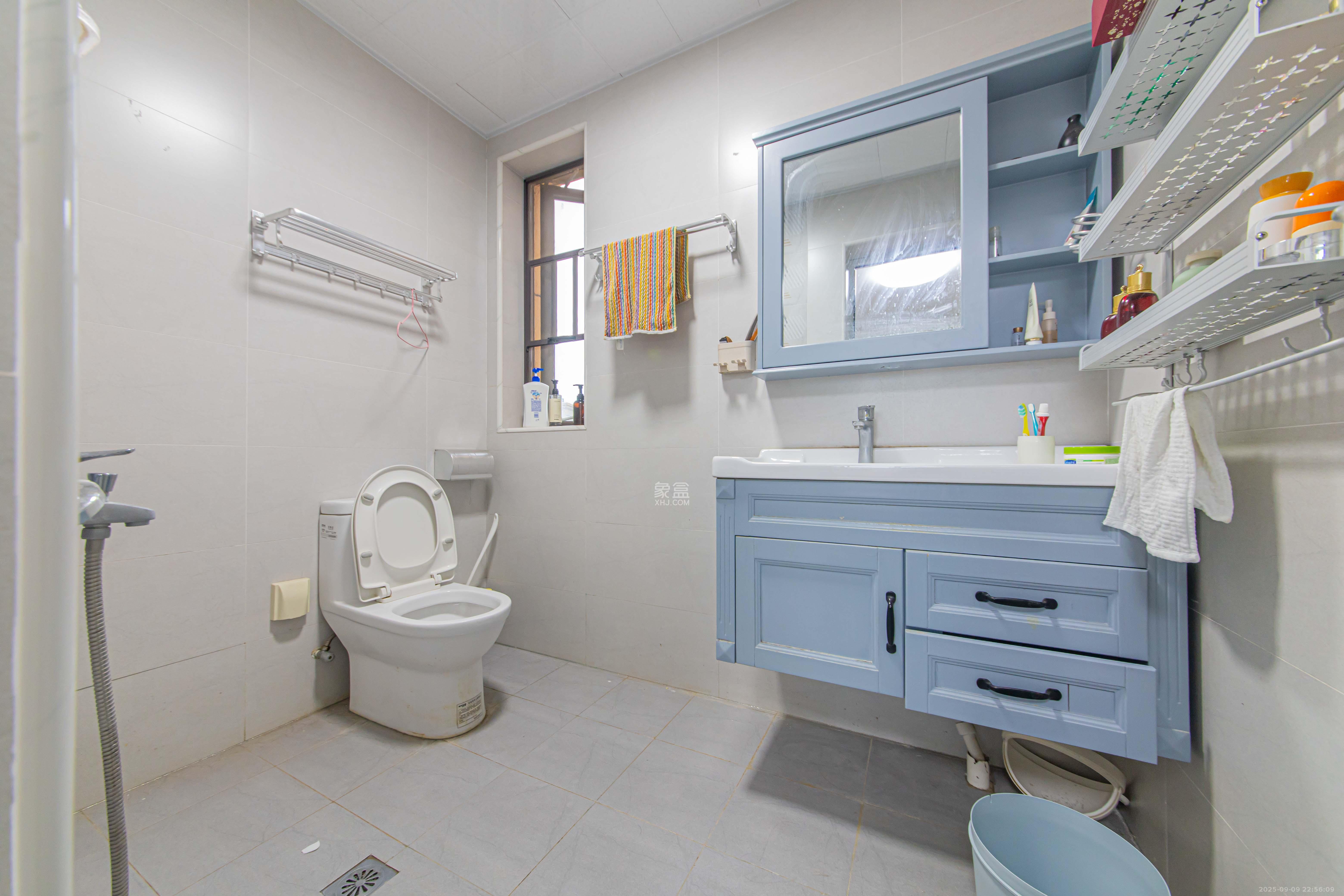 鑫远悦城（鑫远悦时代）  4室2厅2卫    117.0万卫生间