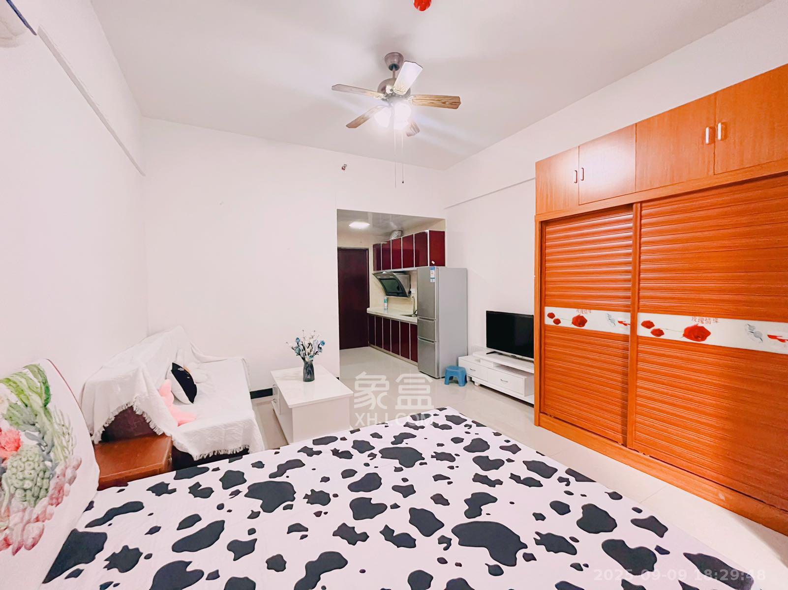 乐尚城  1室1厅1卫    1600.0元/月室内图