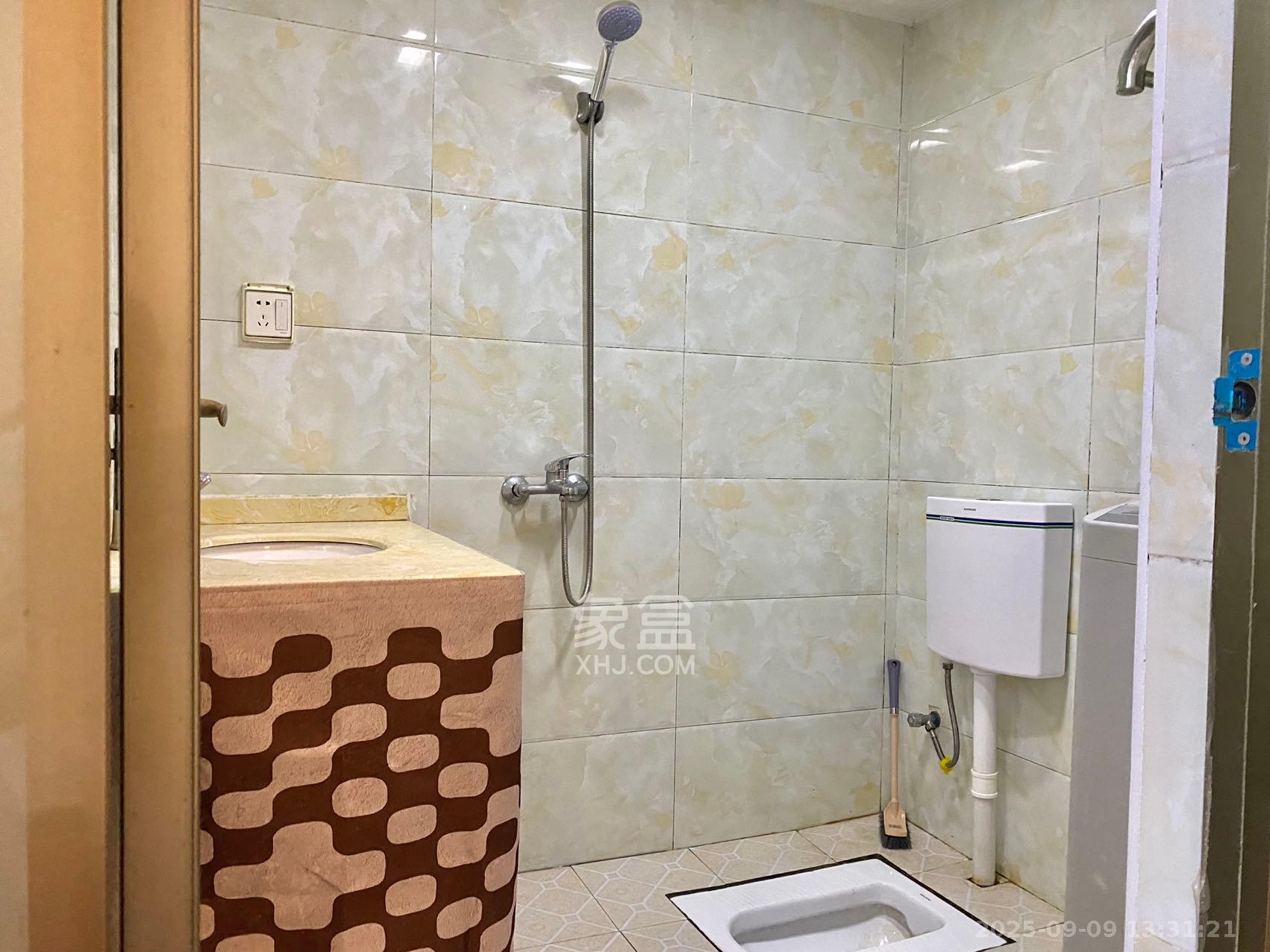 罗马国际公寓  1室1厅1卫    1750.0元/月室内图