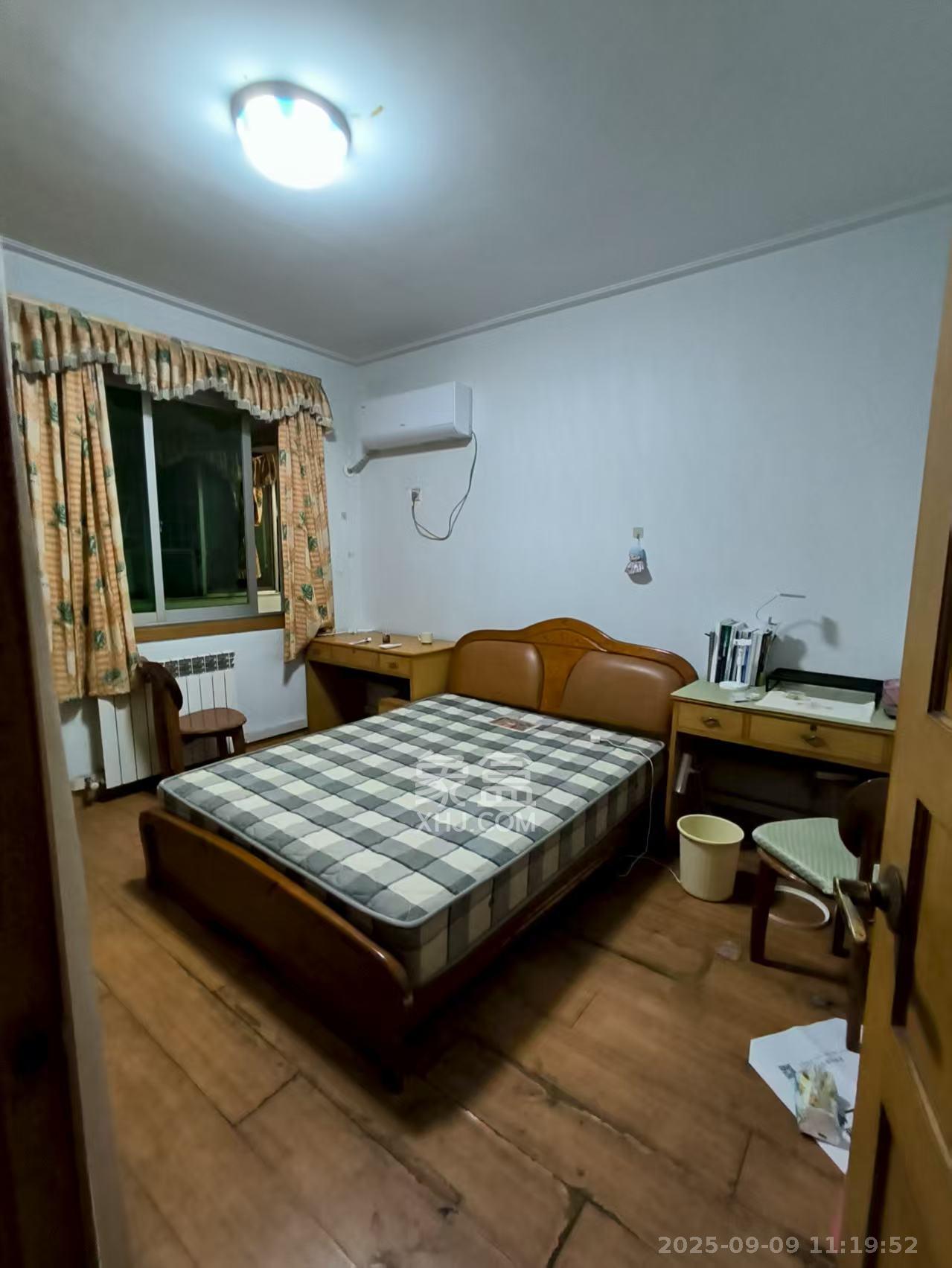 公安分局宿舍 3室2厅2卫 2200.0元/月 公安分局宿舍 3室2厅2卫 2200.0元/月室内图