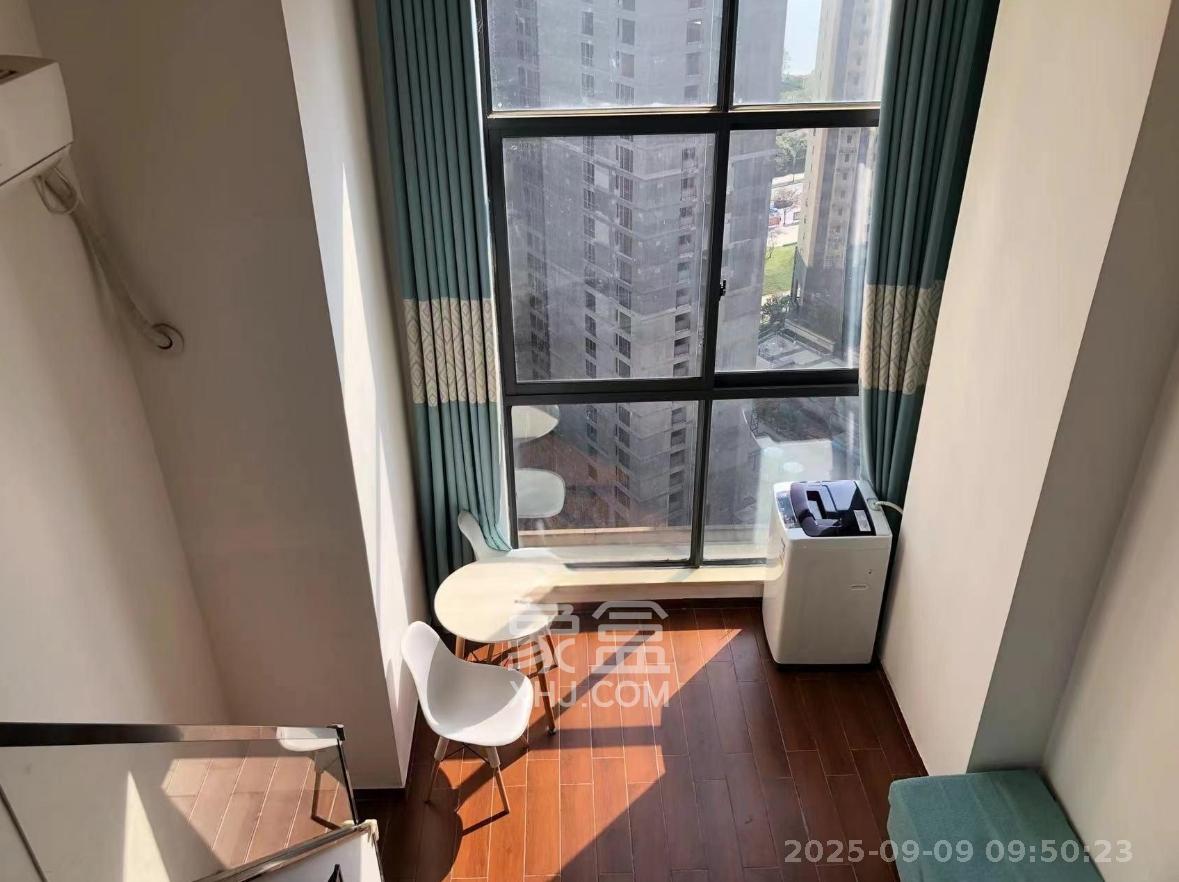 兰亭湾畔 1室1厅1卫 1600.0元/月 兰亭湾畔 1室1厅1卫 1600.0元/月室内图