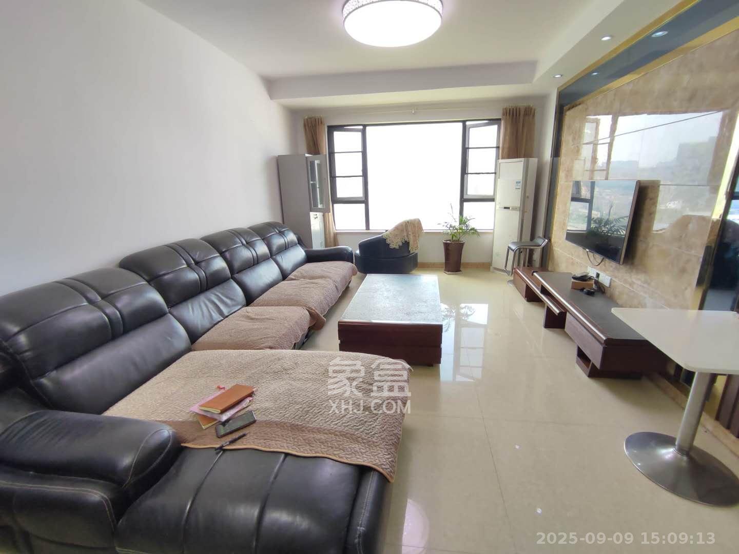 长房时代城  3室2厅1卫    2300.0元/月 长房时代城  3室2厅1卫    2300.0元/月