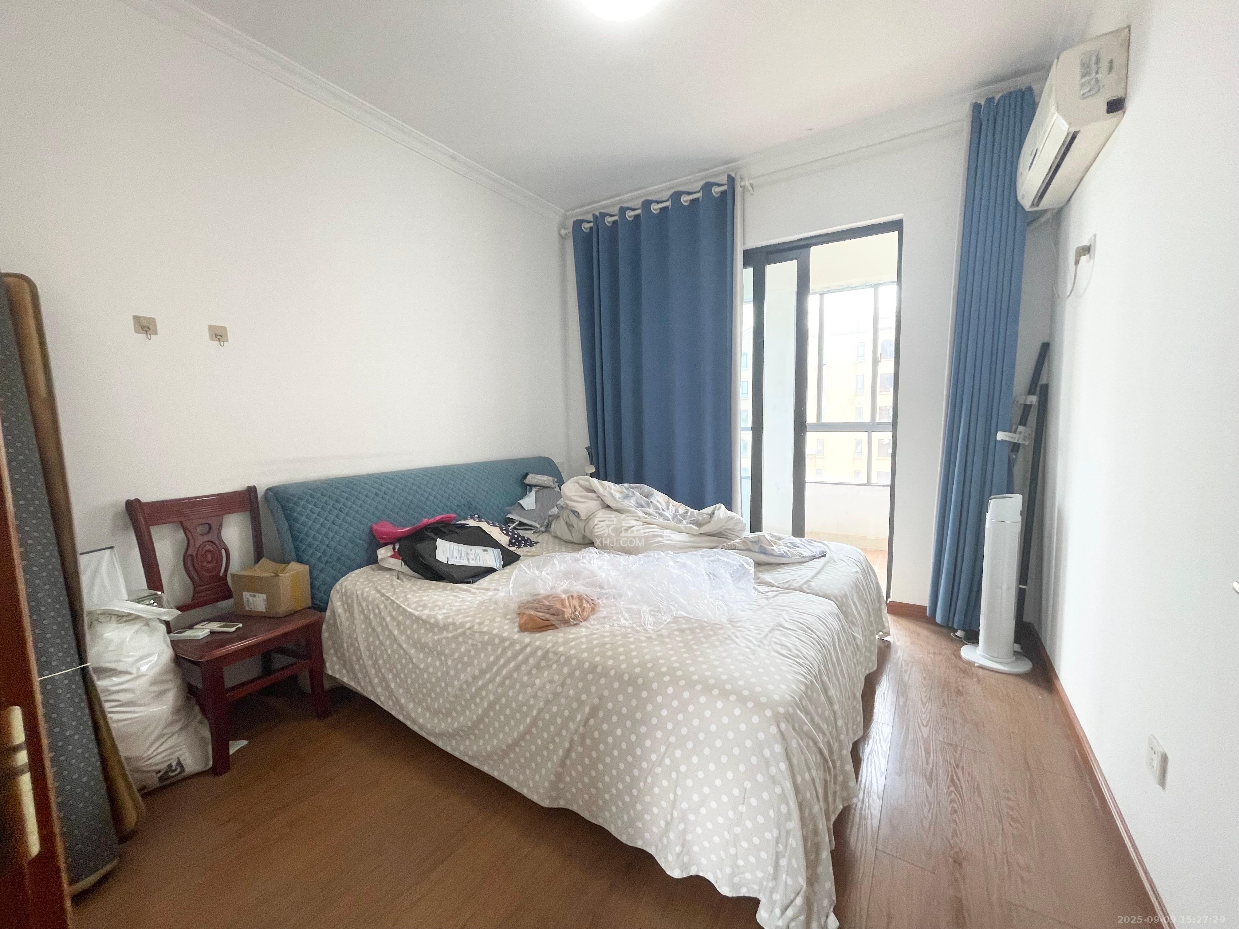 中信凯旋蓝岸（中信新城三期）  3室1厅1卫    2100.0元/月室内图