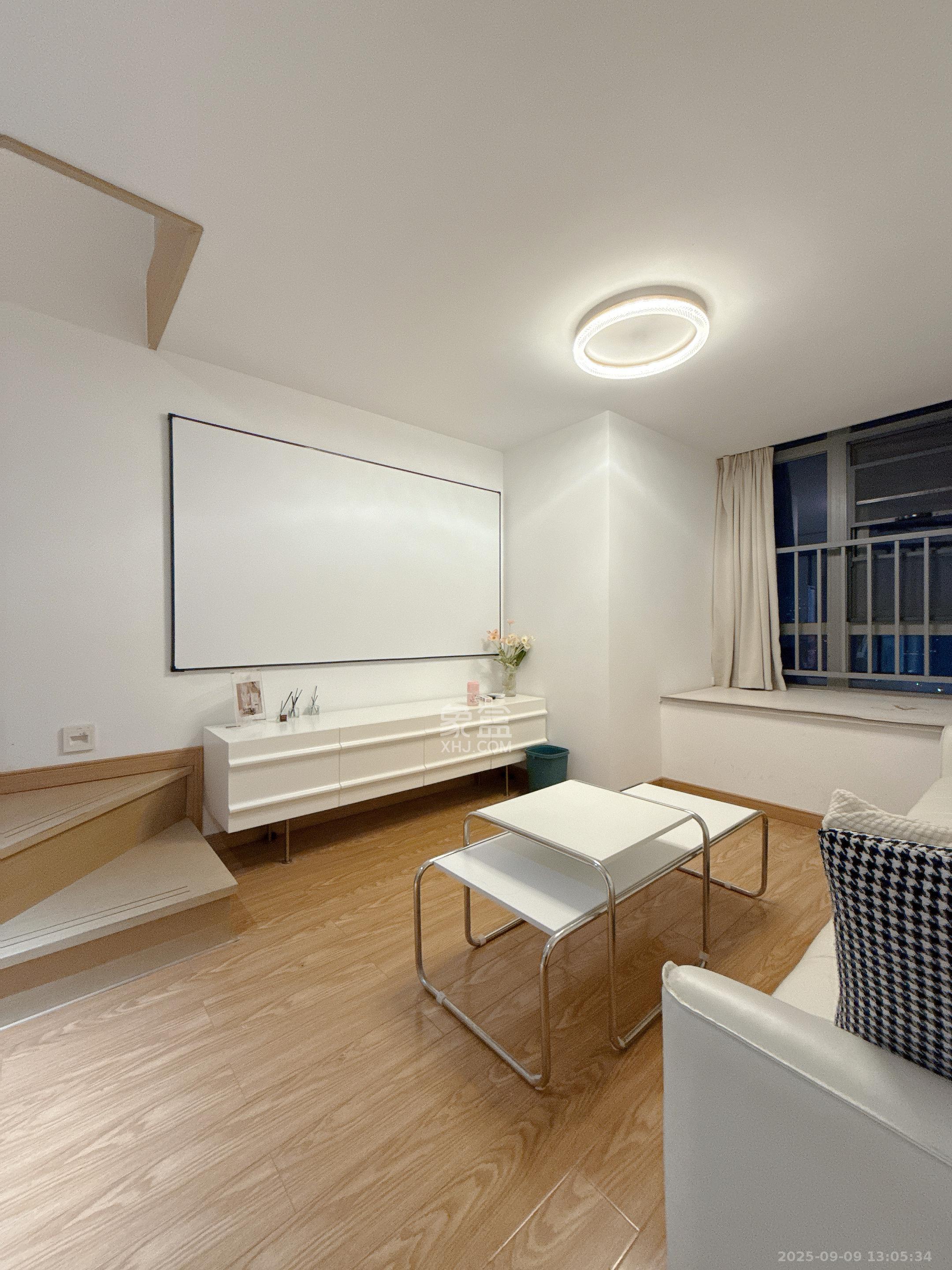 阳光城檀悦 2室1厅1卫 2800.0元/月 阳光城檀悦 2室1厅1卫 2800.0元/月室内图