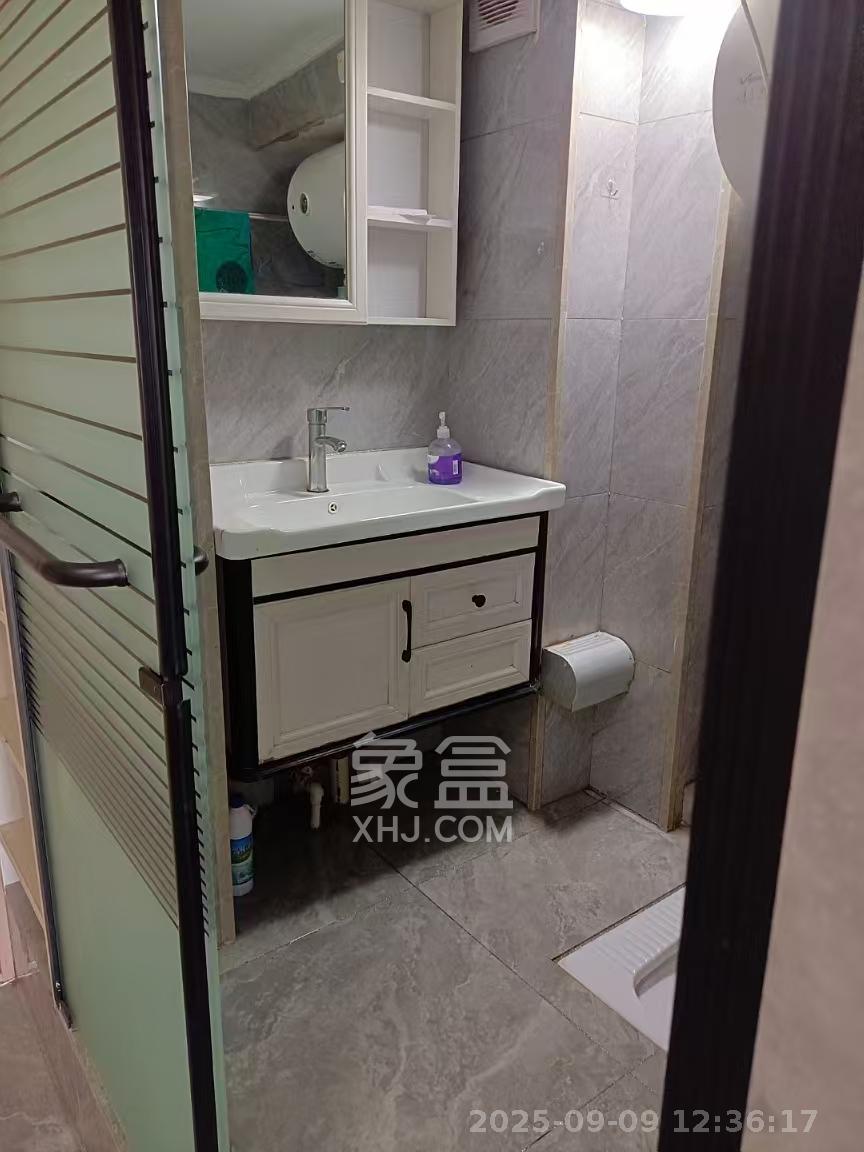 海伦春天  2室1厅1卫    1600.0元/月室内图