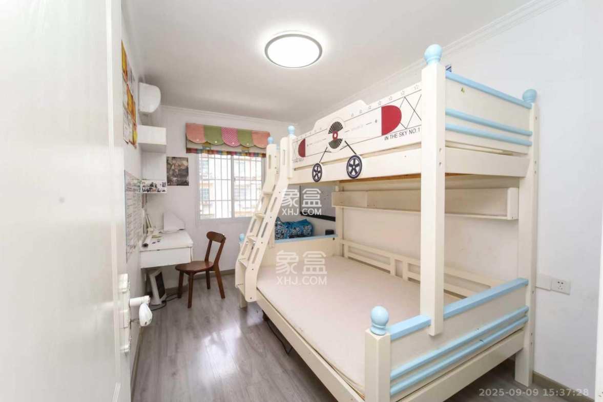 马王堆社区七片  3室2厅1卫    2200.0元/月 马王堆社区七片  3室2厅1卫    2200.0元/月室内图