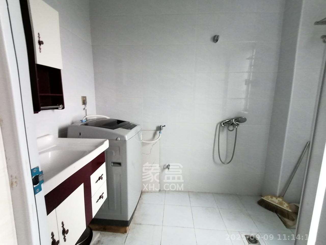 碧桂园公园壹号(凯怡茗苑) 3室2厅1卫 1700.0元/月 碧桂园公园壹号(凯怡茗苑) 3室2厅1卫 1700.0元/月室内图