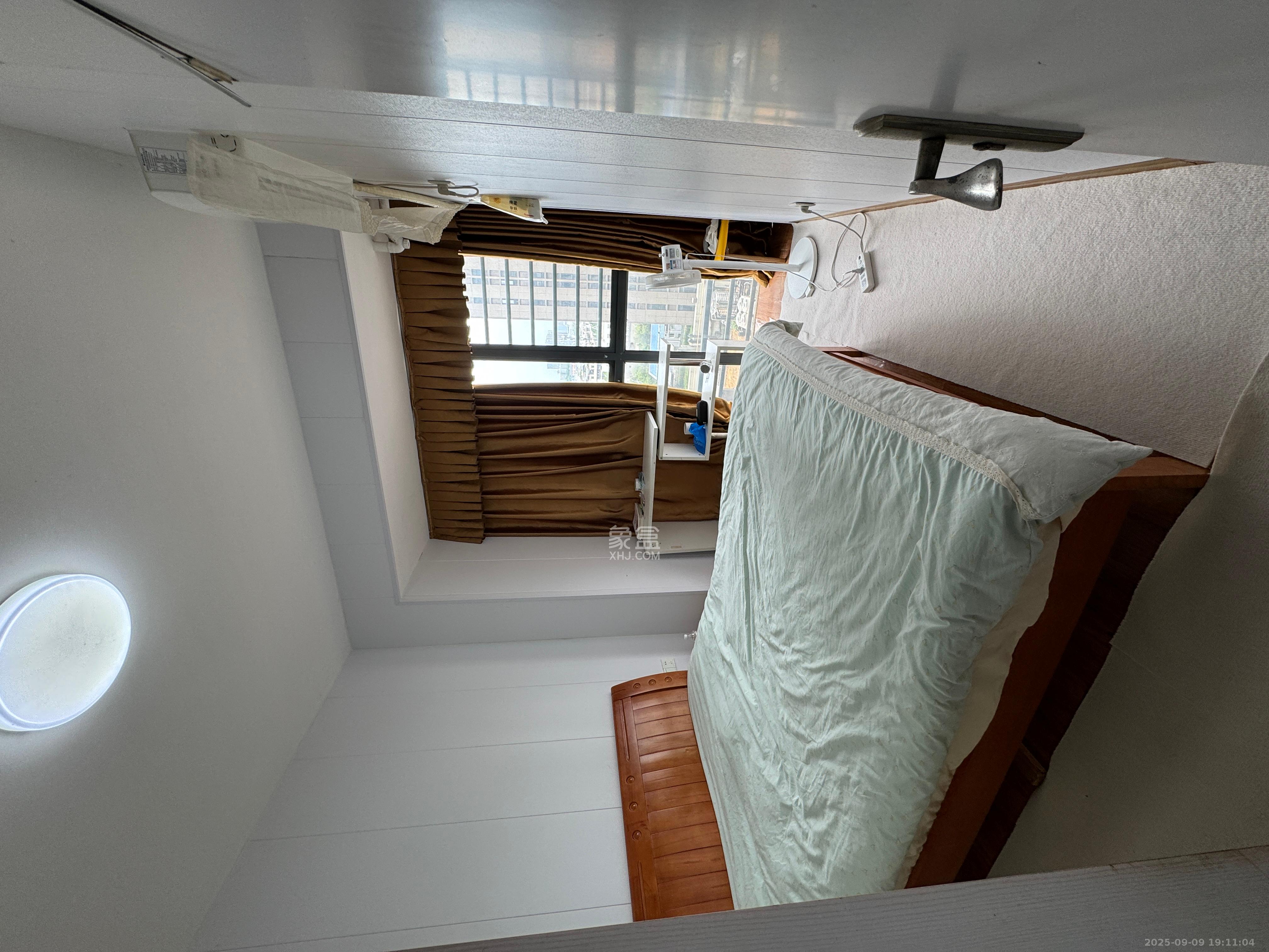 百纳广场(百纳公寓) 2室1厅1卫 2200.0元/月 百纳广场(百纳公寓) 2室1厅1卫 2200.0元/月室内图