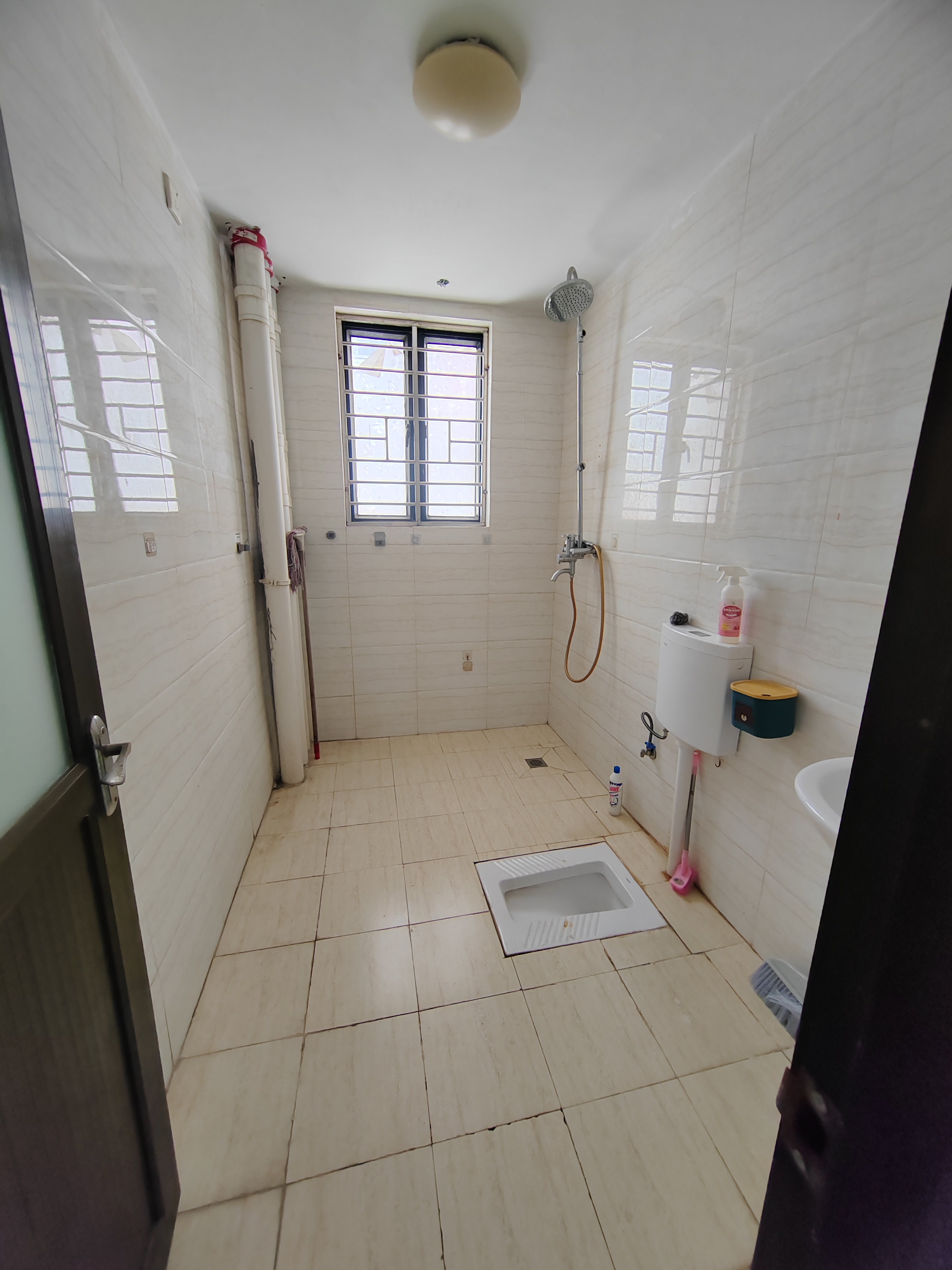 滨涯小区一期（滨涯村一区）  3室2厅2卫    2500.0元/月室内图