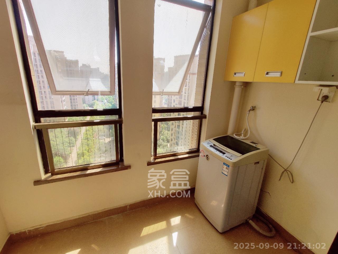 奥林匹克花园贡院三期  1室1厅1卫    1400.0元/月 奥林匹克花园贡院三期  1室1厅1卫    1400.0元/月室内图