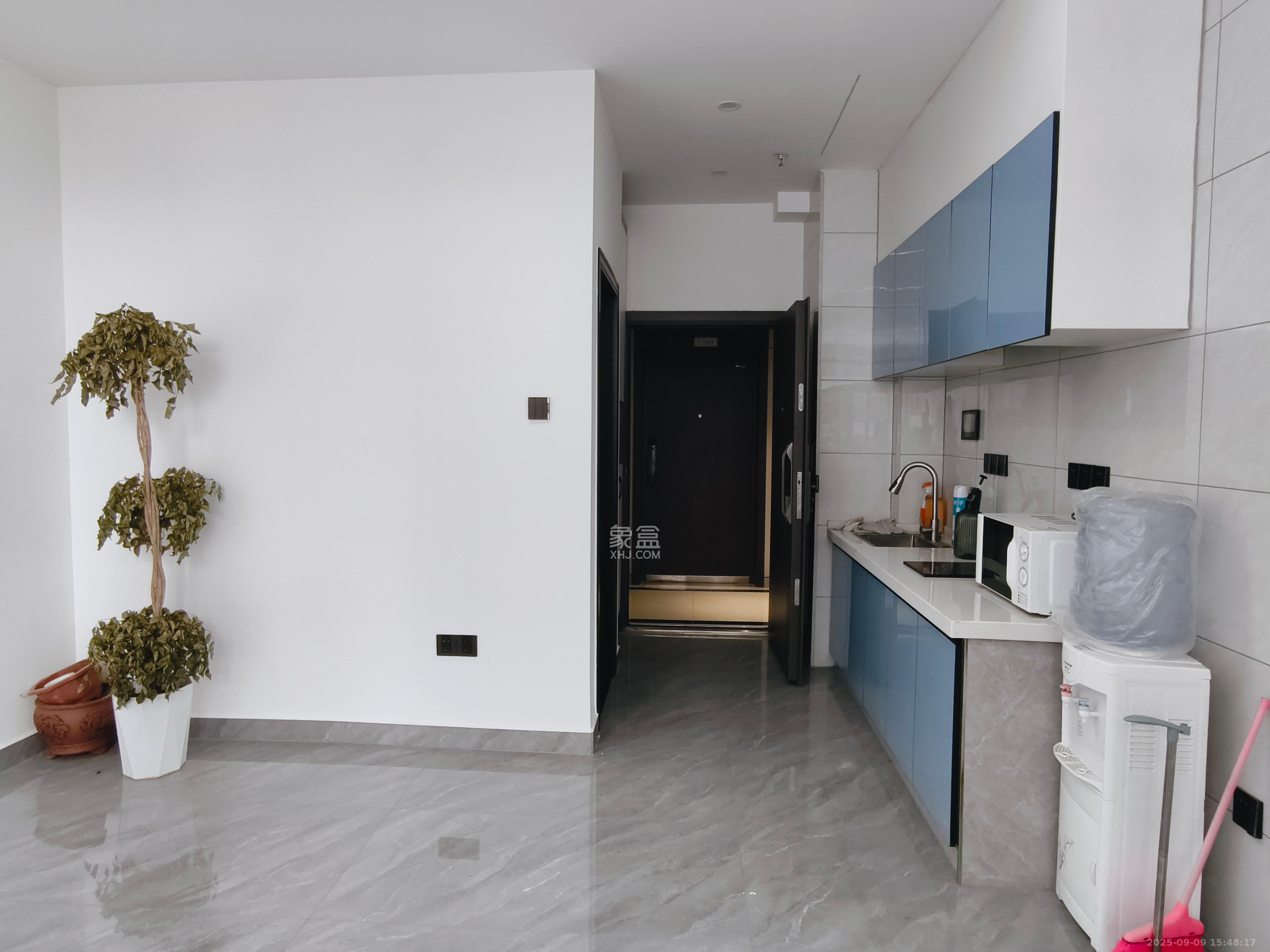 诺德滨江逸园(中铁逸园) 1室1厅1卫 3500.0元/月 诺德滨江逸园(中铁逸园) 1室1厅1卫 3500.0元/月室内图