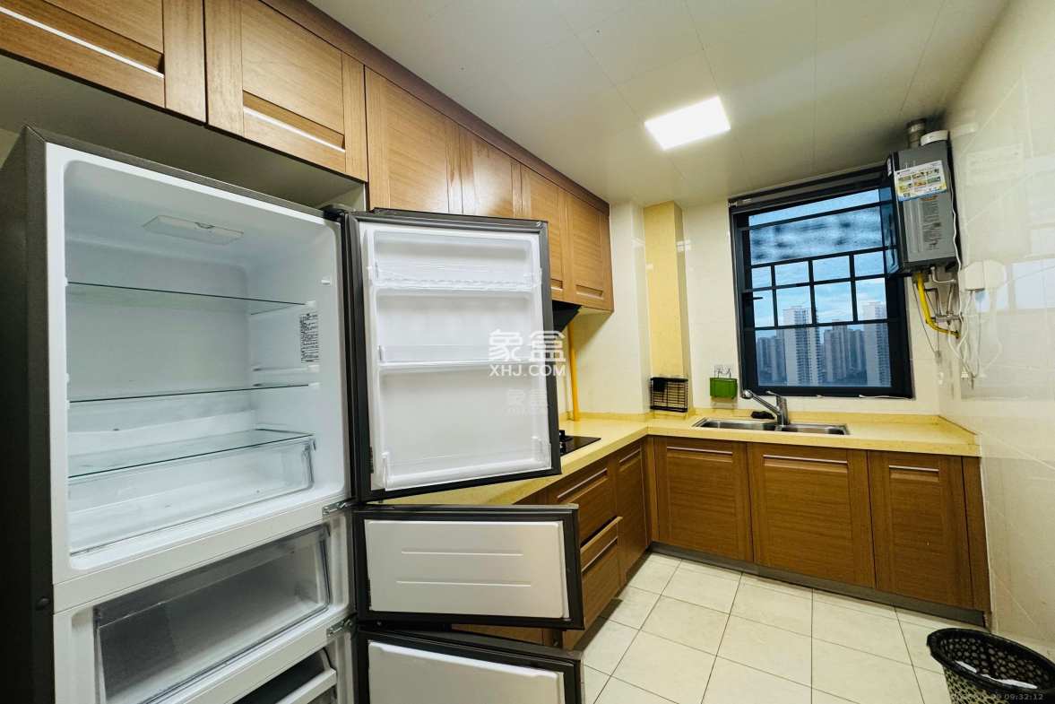 中建玥熙台 3室2厅2卫 1900.0元/月 中建玥熙台 3室2厅2卫 1900.0元/月室内图