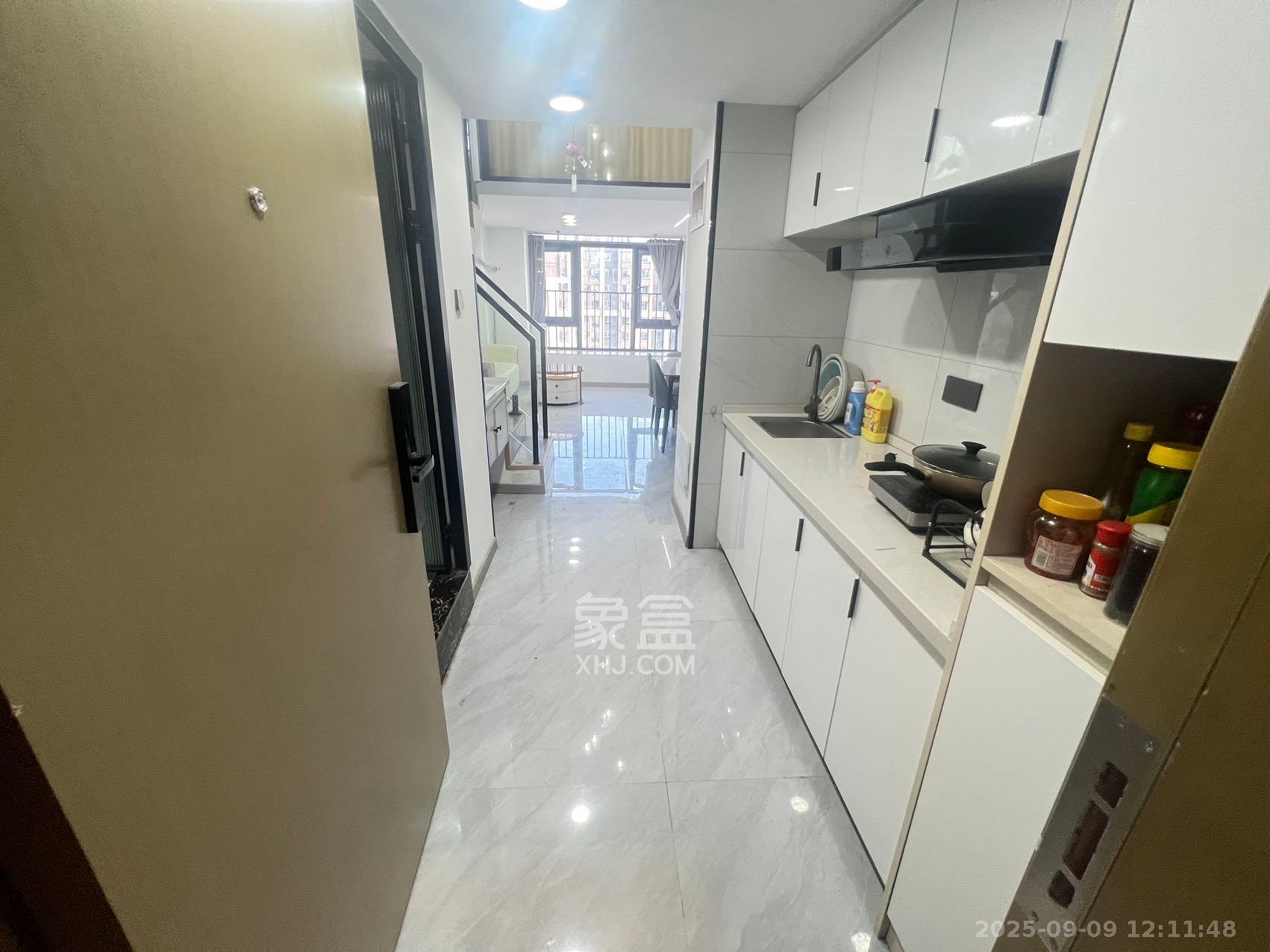 时代MOMA云PARK  1室0厅0卫    2500.0元/月 时代MOMA云PARK  1室0厅0卫    2500.0元/月室内图1