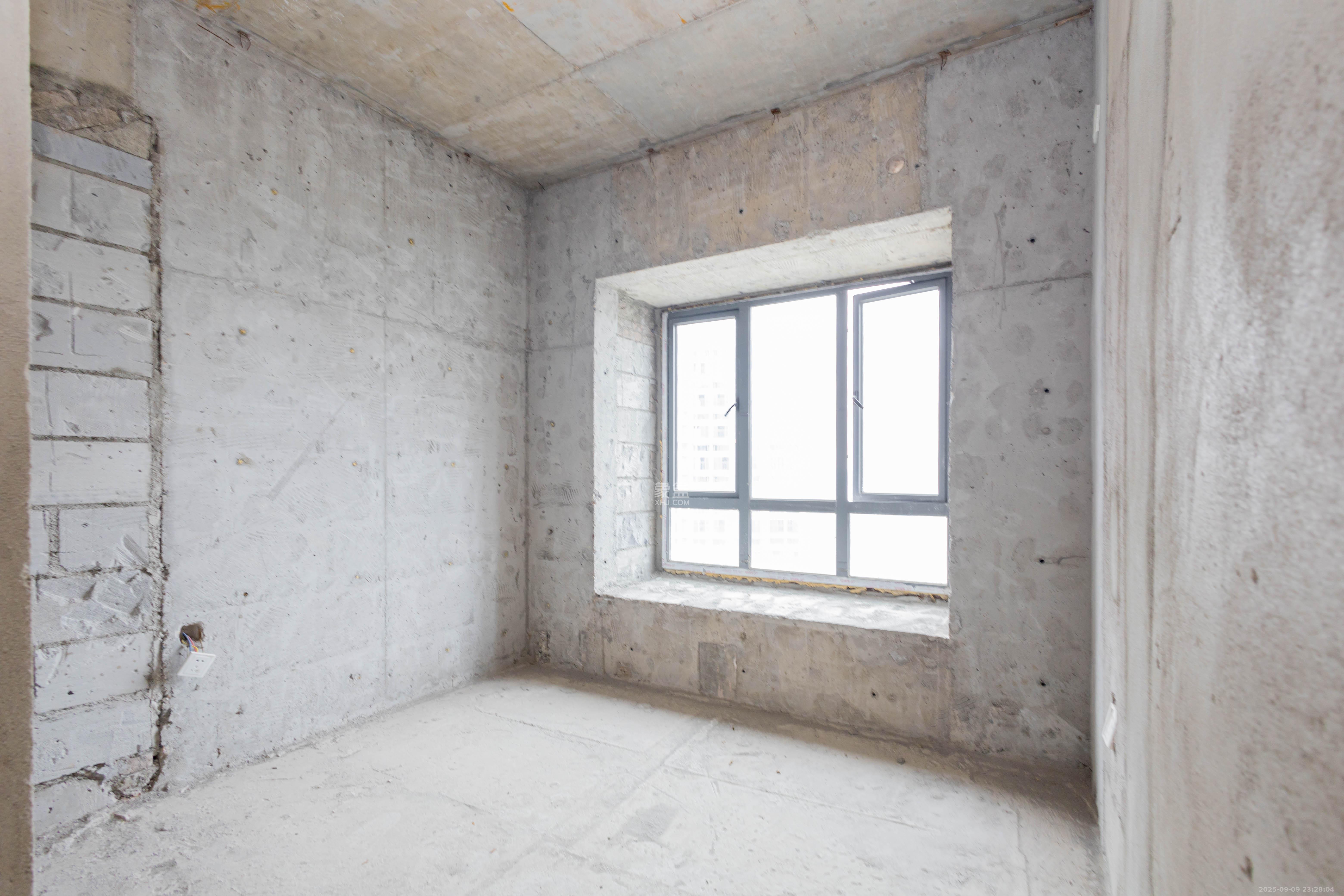 敏捷珑玥府  3室2厅2卫    67.0万 敏捷珑玥府  3室2厅2卫    67.0万卧室