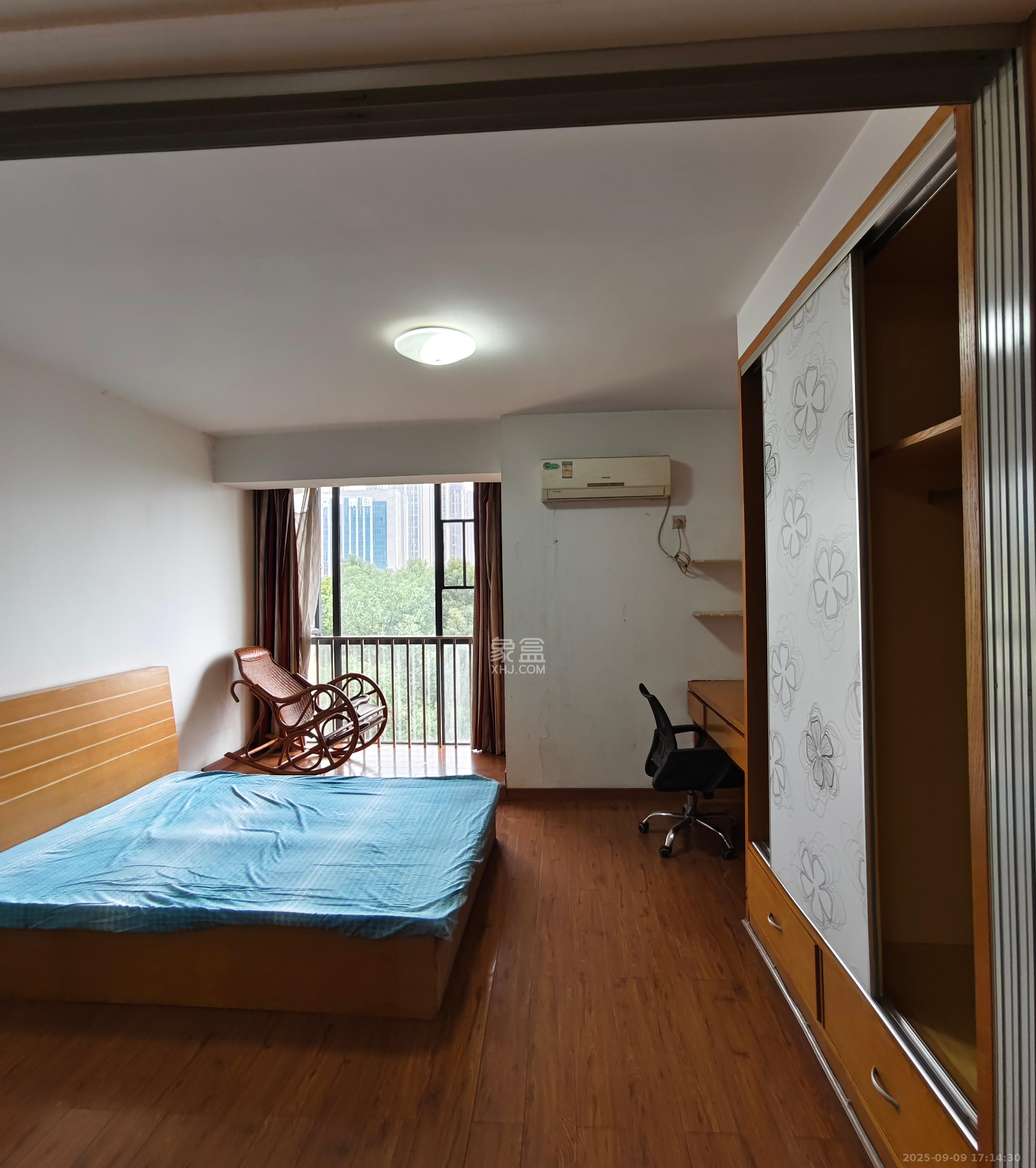 阳光100二期 1室1厅1卫 1600.0元/月 阳光100二期 1室1厅1卫 1600.0元/月室内图