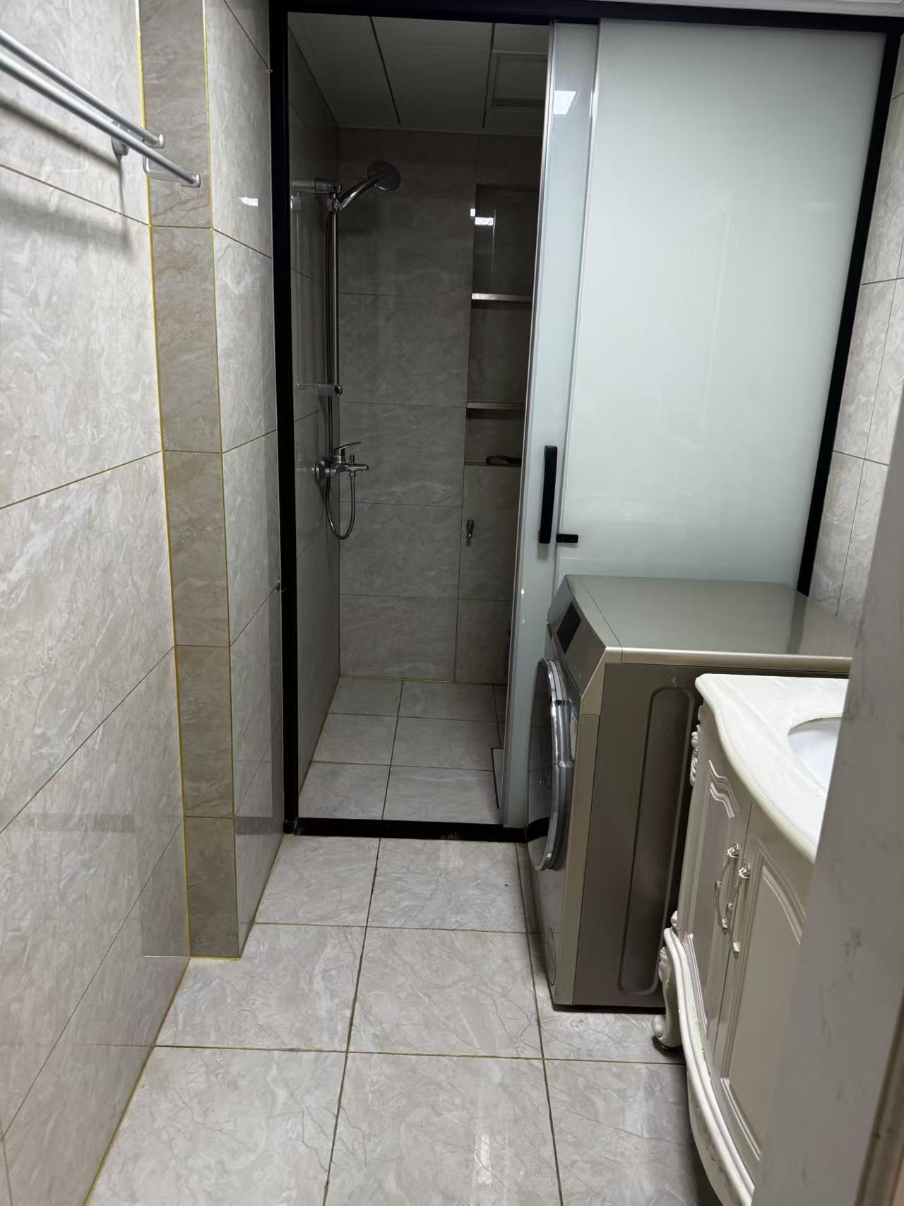 美的梧桐庄园 1室0厅0卫 2800.0元/月 美的梧桐庄园 1室0厅0卫 2800.0元/月室内图