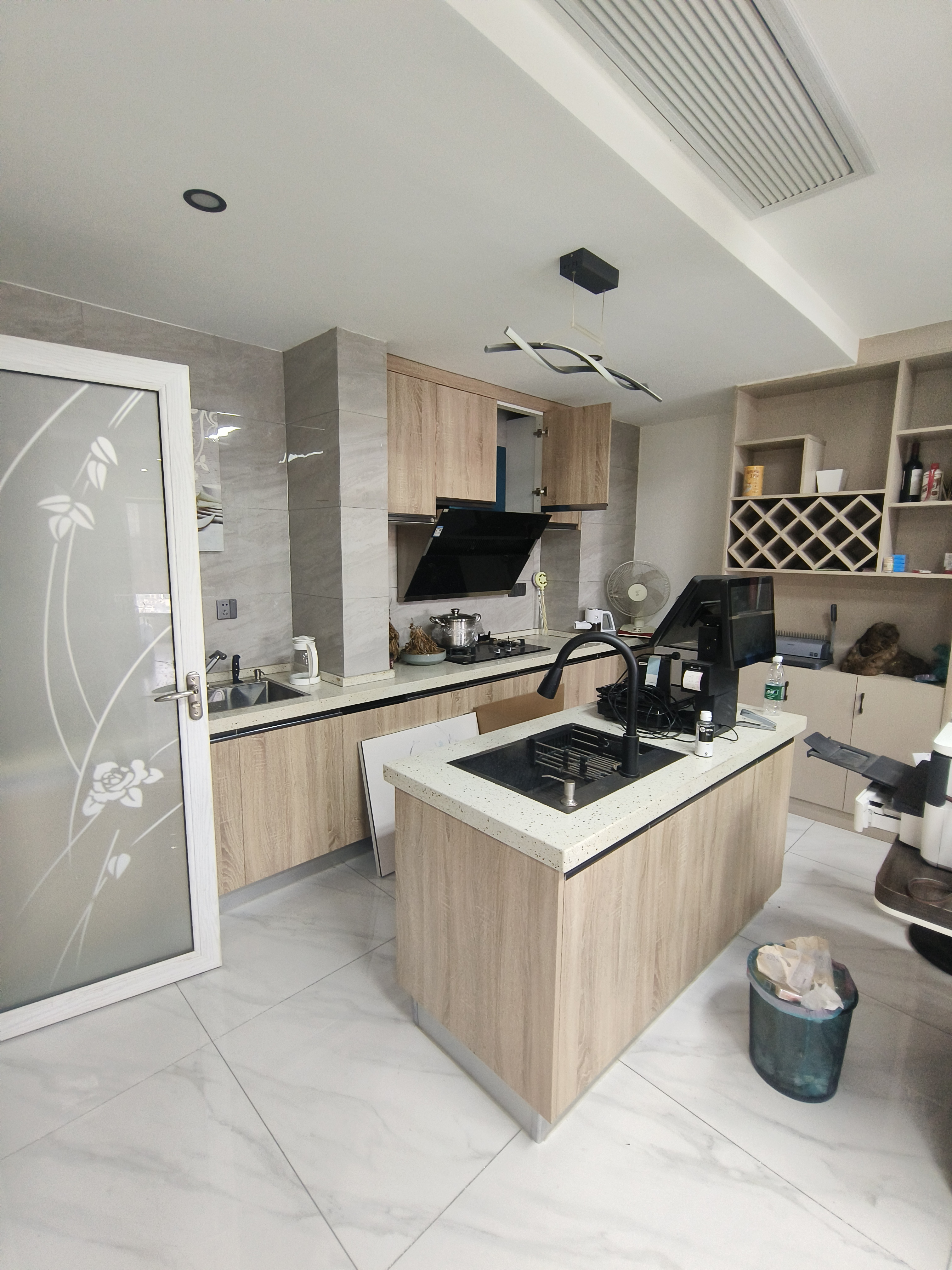 南苑上和二期 3室2厅2卫 45.0万 南苑上和二期 3室2厅2卫 45.0万客厅