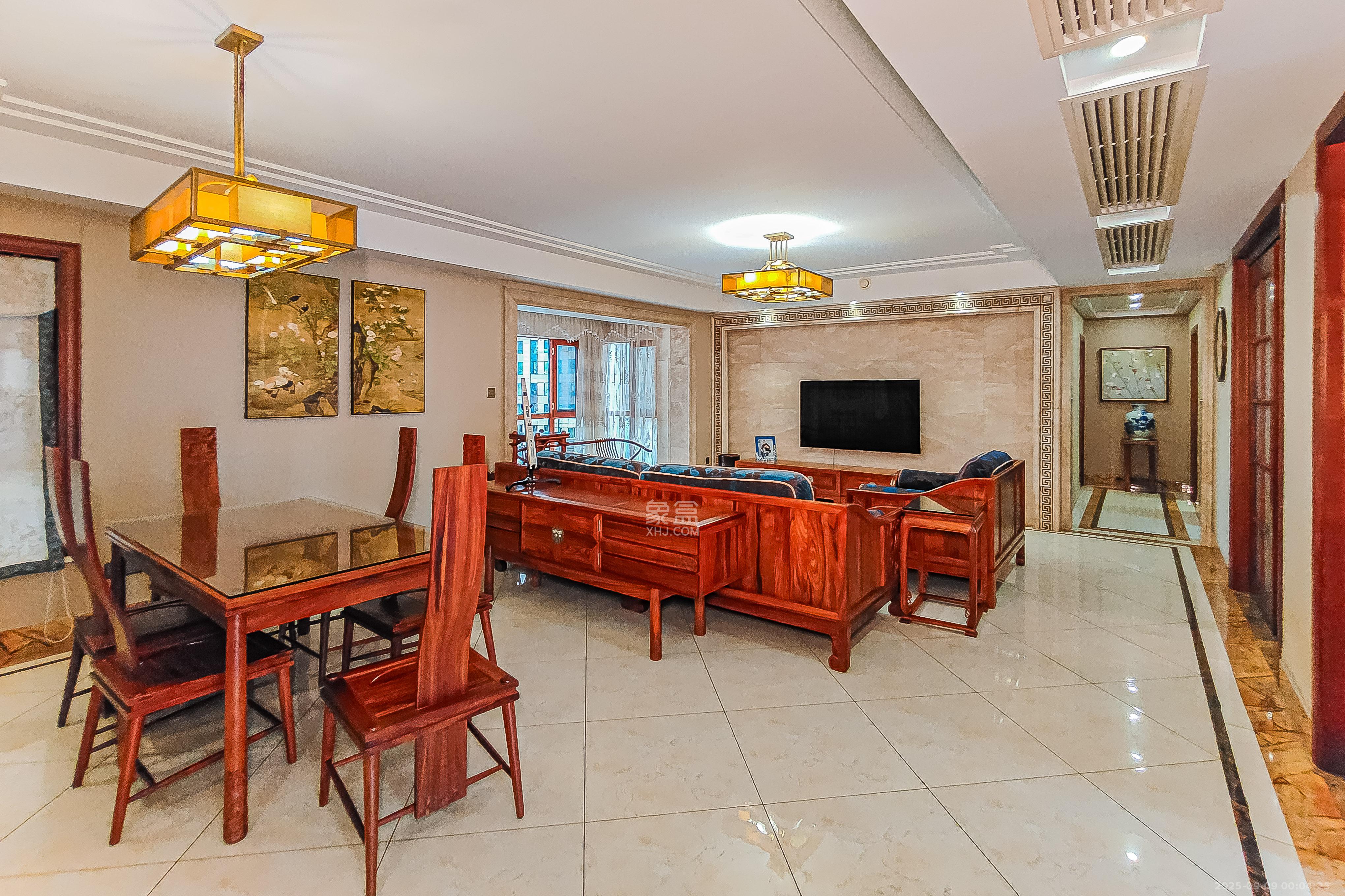 保利国际广场  3室2厅3卫    326.0万 保利国际广场  3室2厅3卫    326.0万