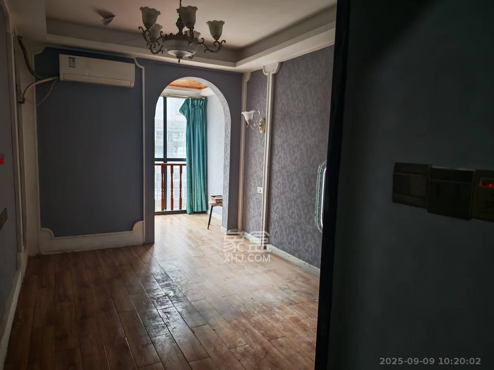 五一大道202(中环壹世界) 1室2厅2卫 8000.0元/月 五一大道202(中环壹世界) 1室2厅2卫 8000.0元/月室内图