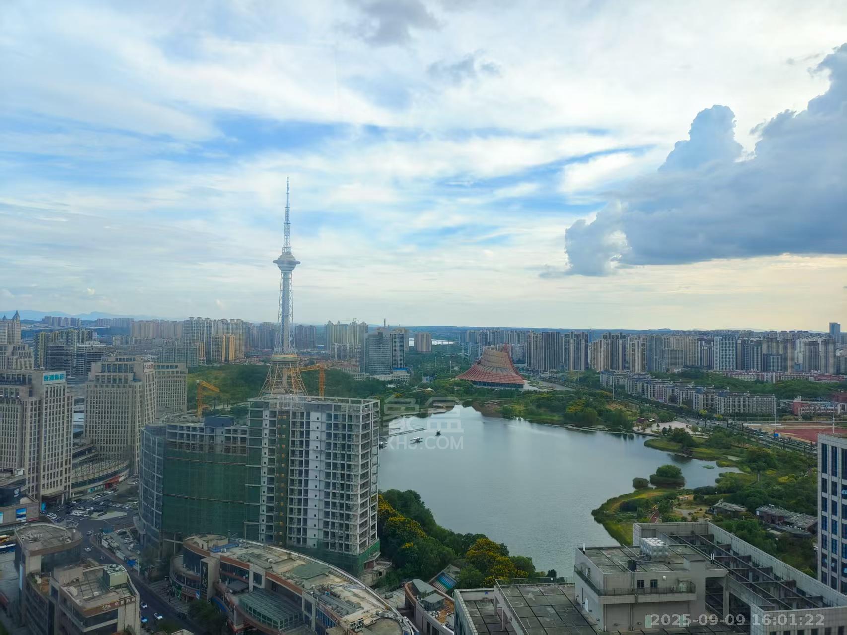 华晨神农湾  2室1厅1卫    3000.0元/月室内图