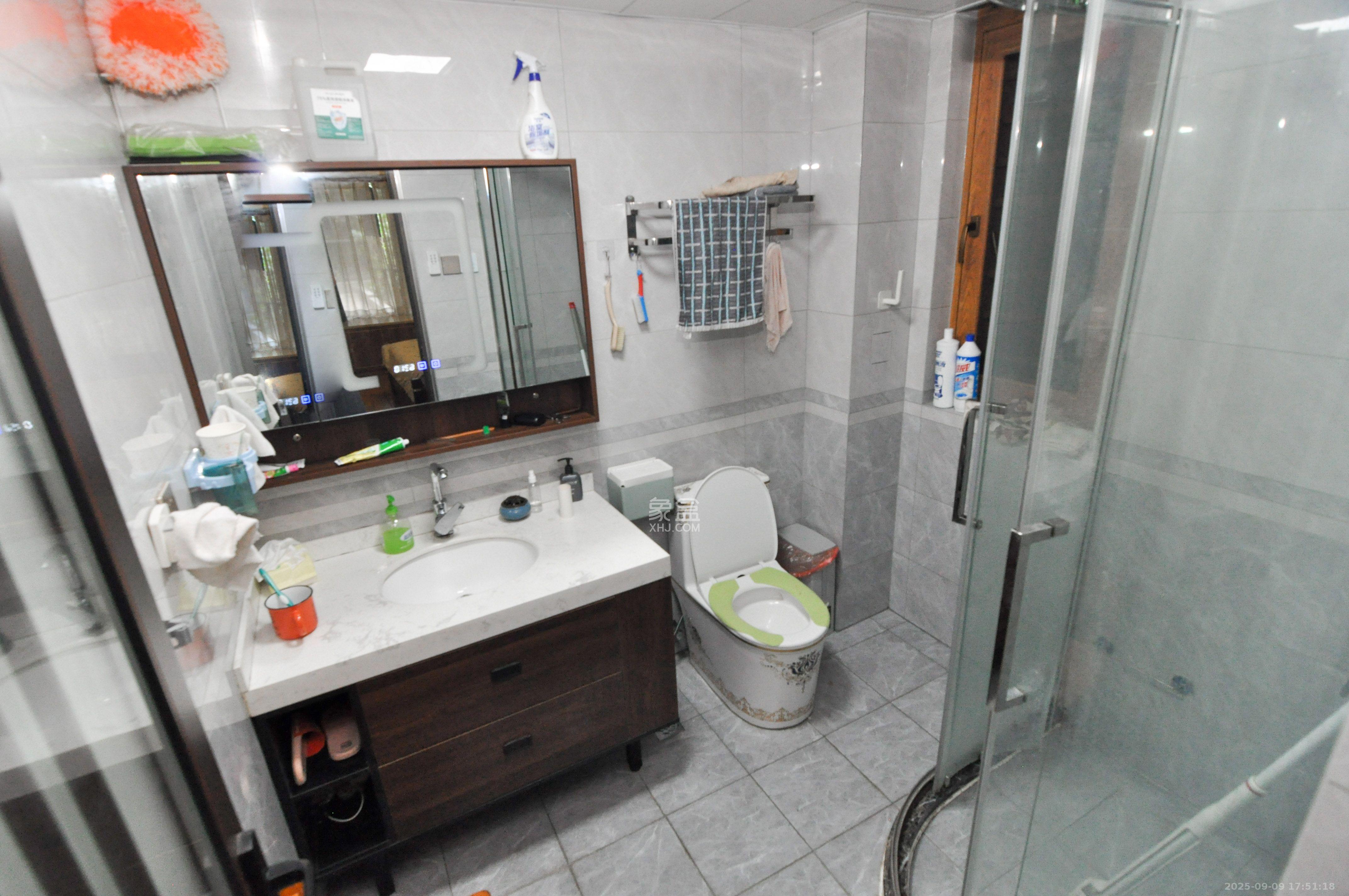 梅溪正荣府  5室2厅2卫    12888.0元/月 梅溪正荣府  5室2厅2卫    12888.0元/月室内图