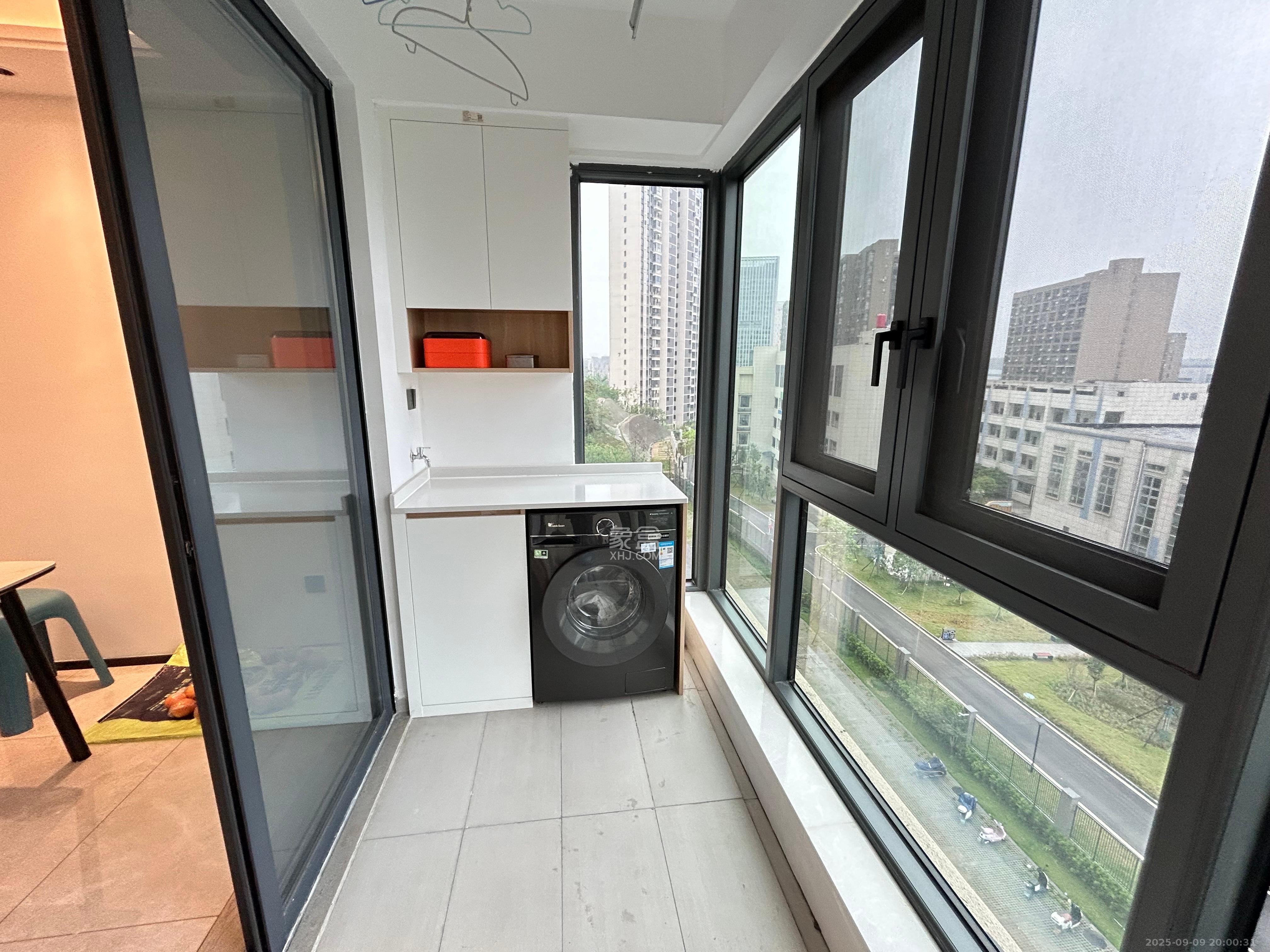 长房悦香山 1室1厅1卫 1150.0元/月 长房悦香山 1室1厅1卫 1150.0元/月室内图