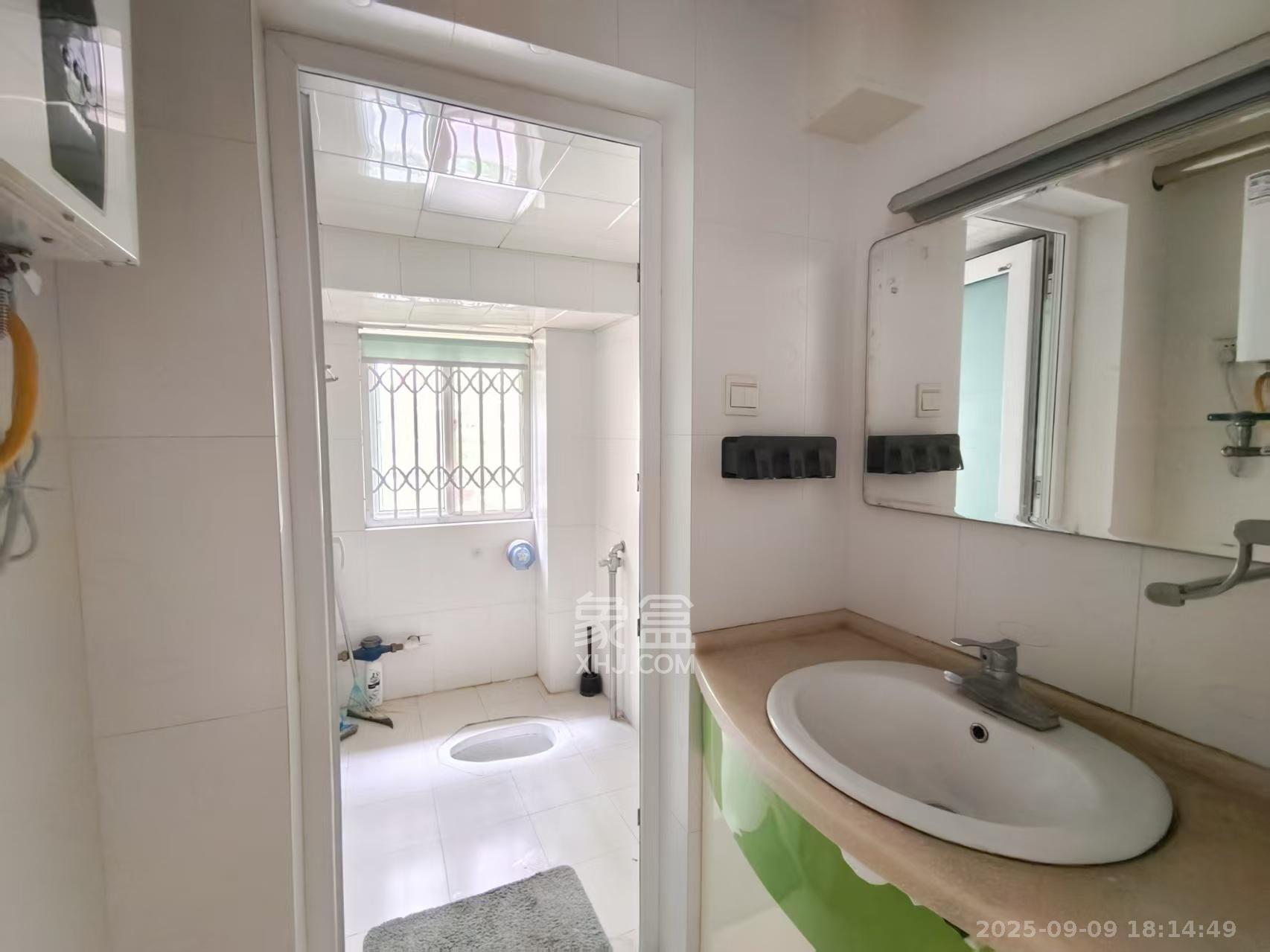 湘许嘉园  3室2厅2卫    3100.0元/月室内图