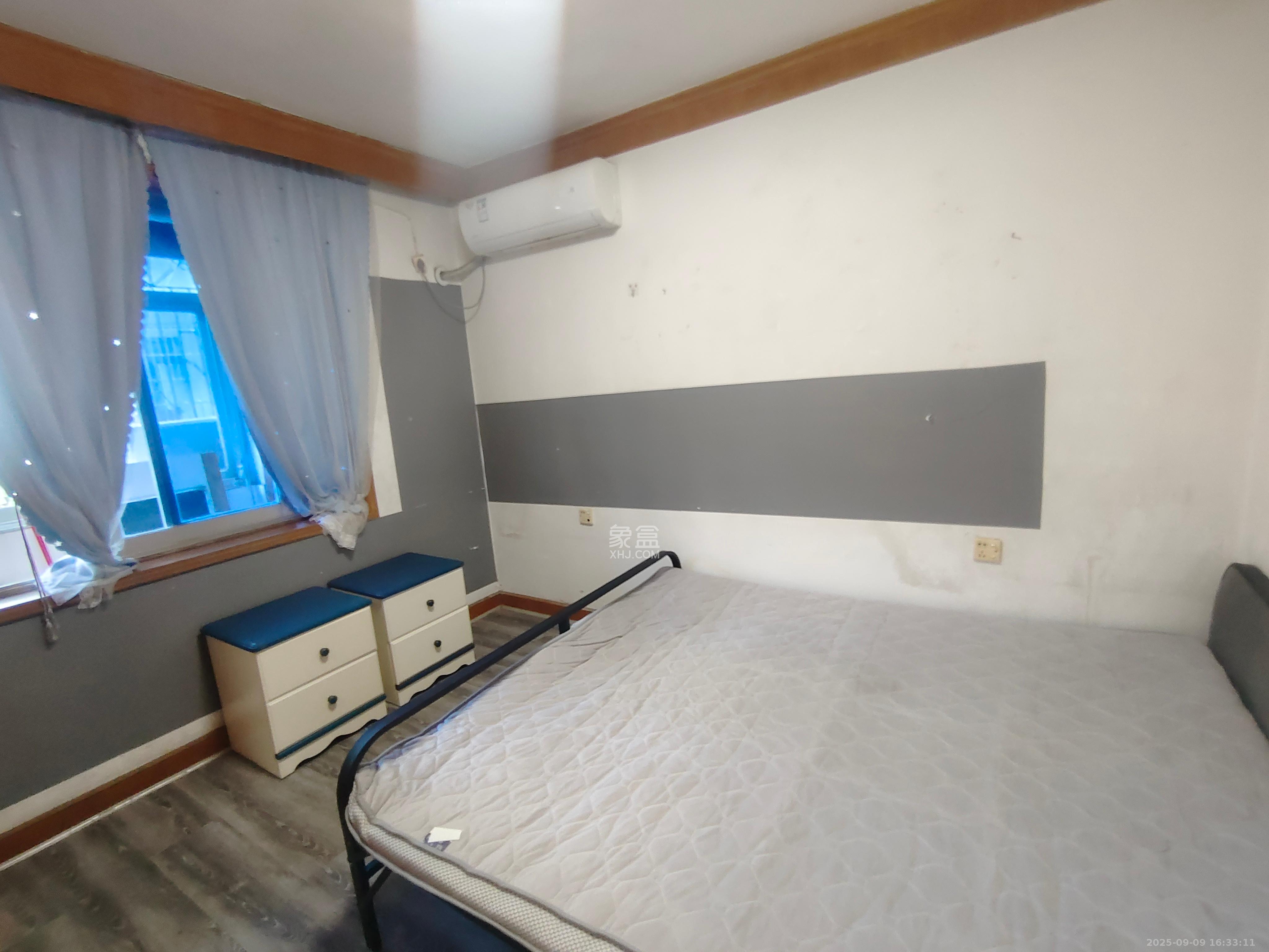 耕耘圃  1室1厅1卫   1500.00元/月室内图