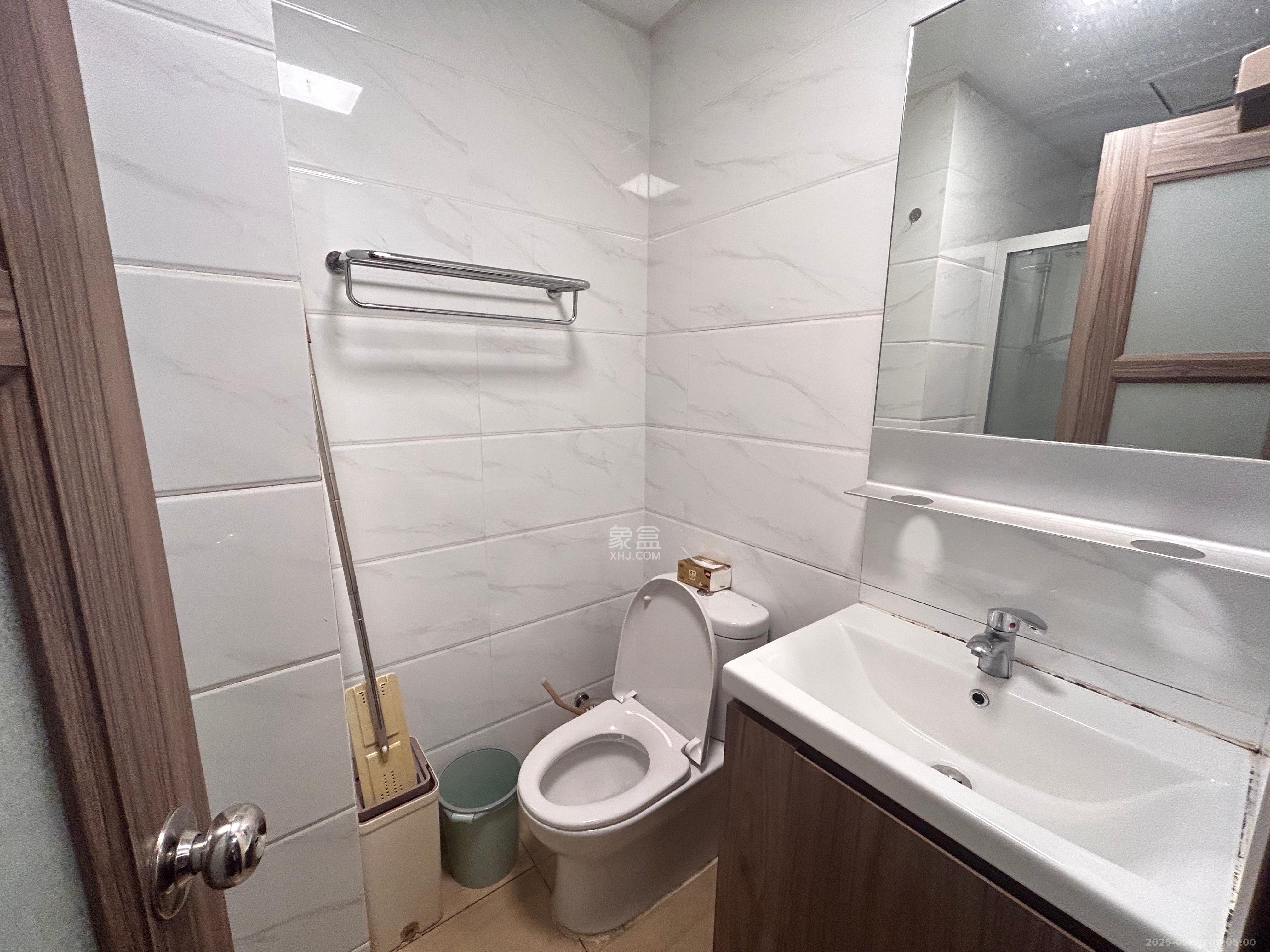 碧桂园星城首府  1室1厅1卫    1300.0元/月室内图