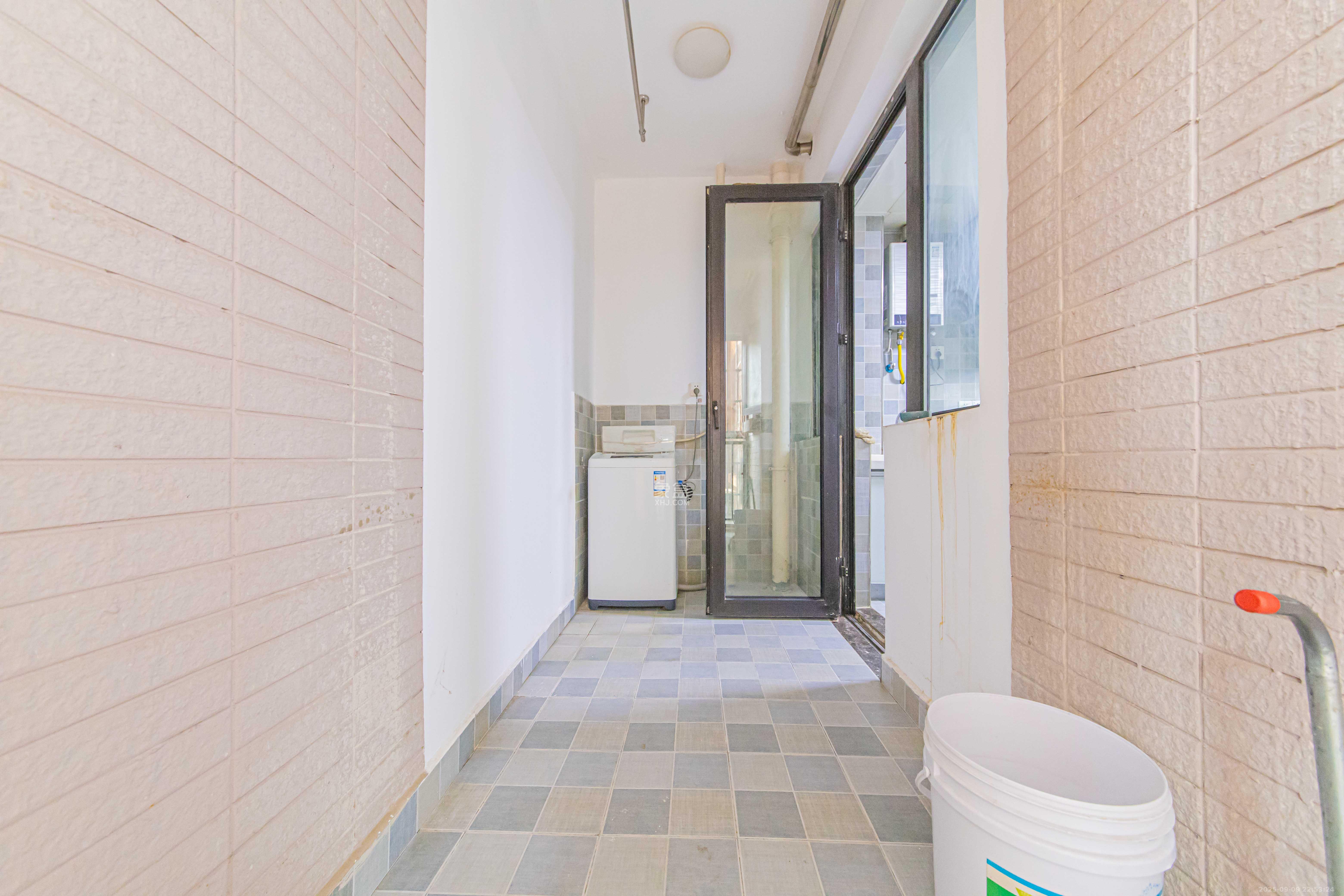 中信凯旋蓝岸(中信新城三期)  3室2厅1卫    79.0万 中信凯旋蓝岸(中信新城三期)  3室2厅1卫    79.0万厨房