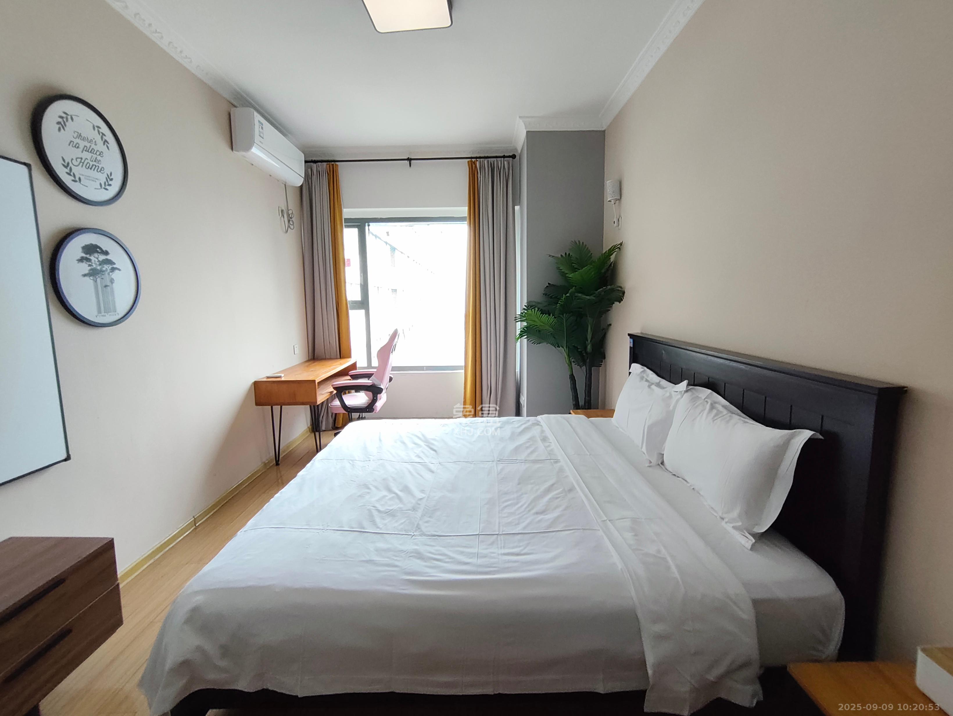 东怡外国(南湖一号) 1室1厅1卫 2200.0元/月 东怡外国(南湖一号) 1室1厅1卫 2200.0元/月室内图