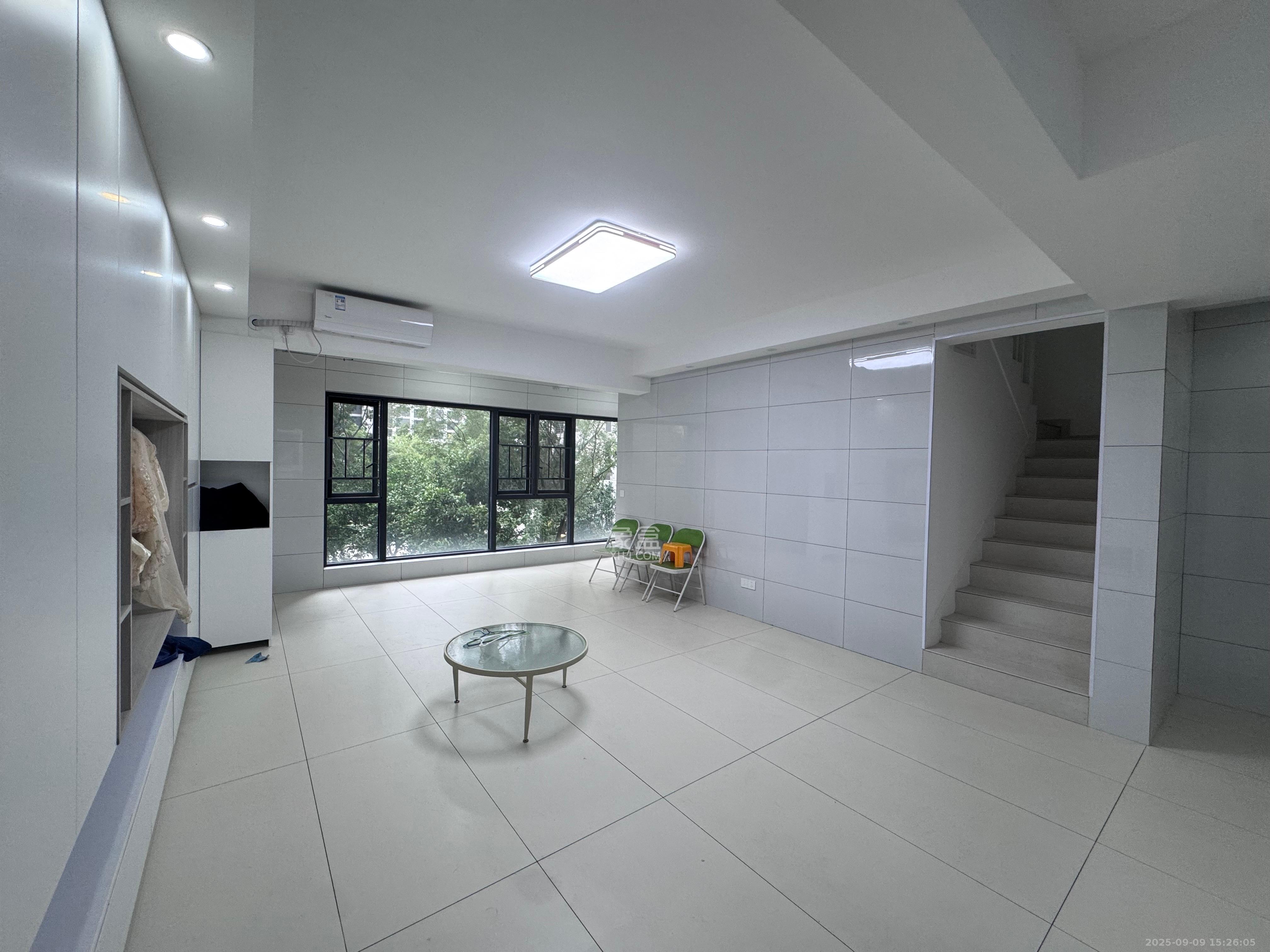 越秀湘江星汇城二期  4室2厅3卫    5000.0元/月 越秀湘江星汇城二期  4室2厅3卫    5000.0元/月