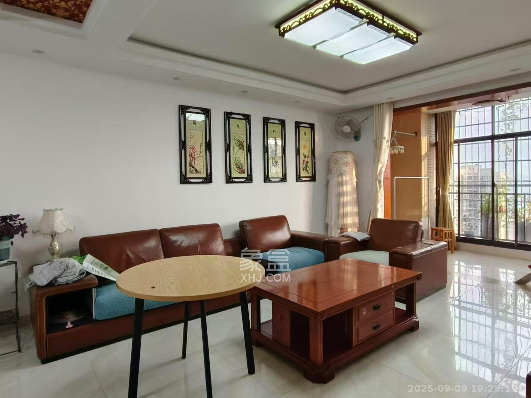 保利麓谷林语C区 4室2厅2卫 2800.0元/月 保利麓谷林语C区 4室2厅2卫 2800.0元/月室内图