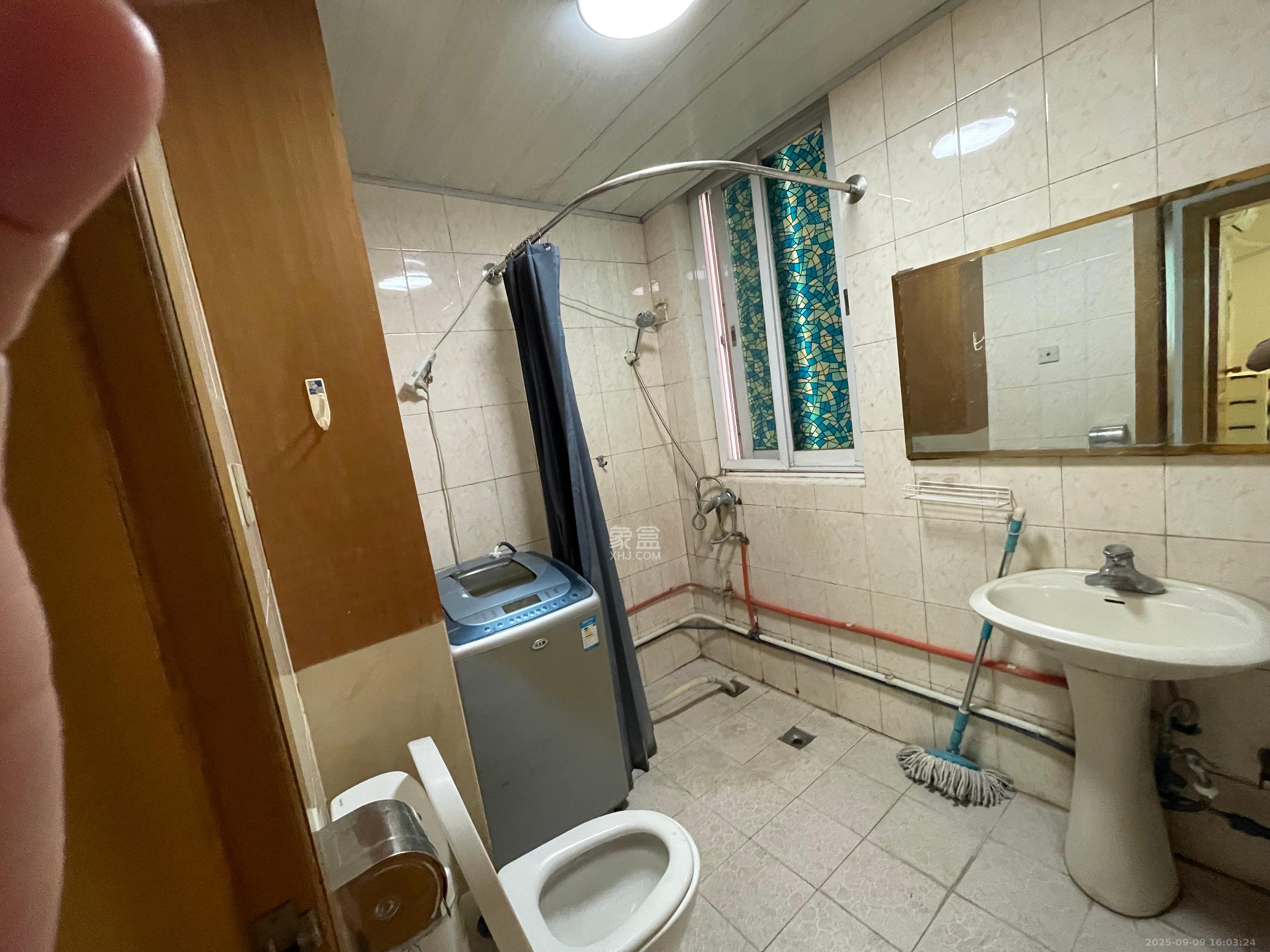 电信308 2室1厅1卫 2600.0元/月 电信308 2室1厅1卫 2600.0元/月室内图