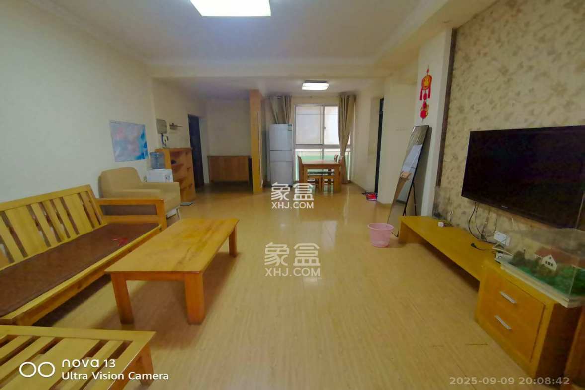 湘麓国际  3室2厅2卫    2700.0元/月 湘麓国际  3室2厅2卫    2700.0元/月室内图