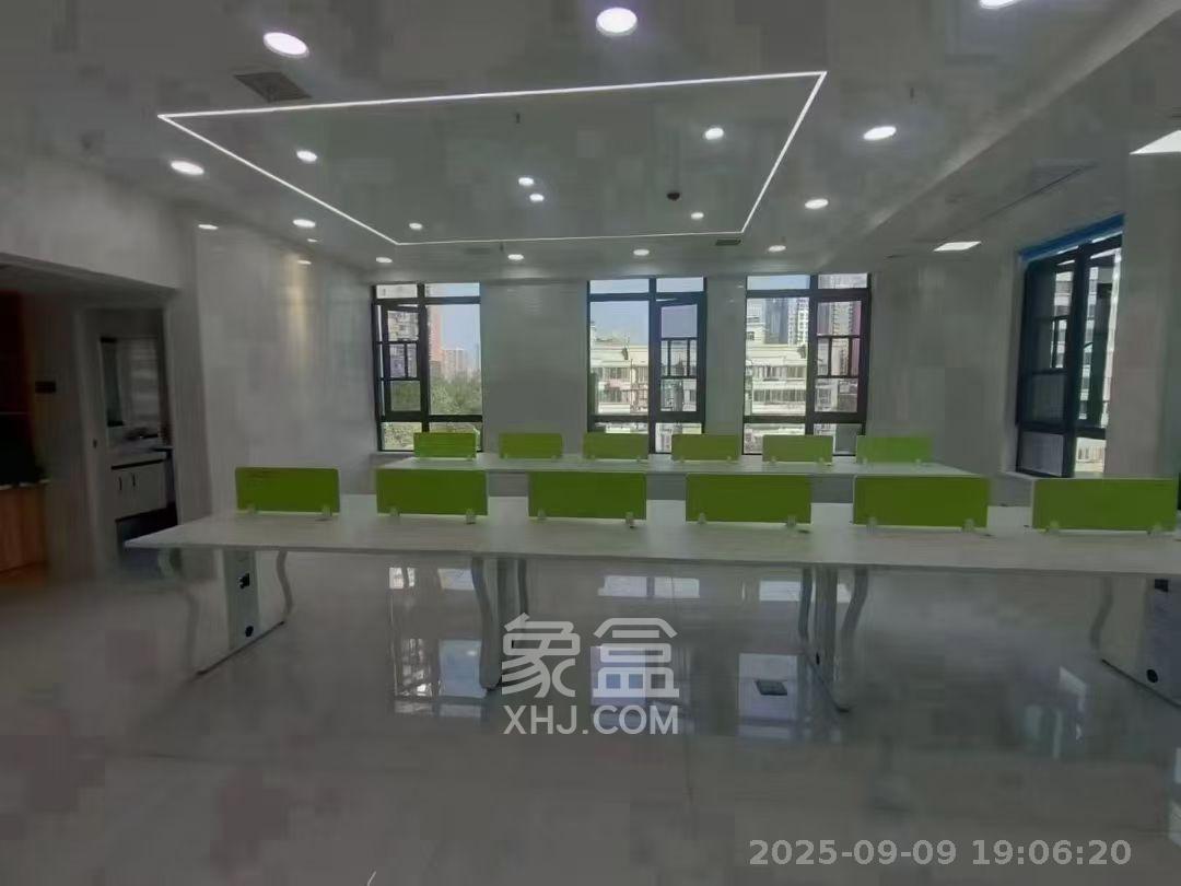 荣悦台  2室1厅1卫    6000.0元/月 荣悦台  2室1厅1卫    6000.0元/月室内图