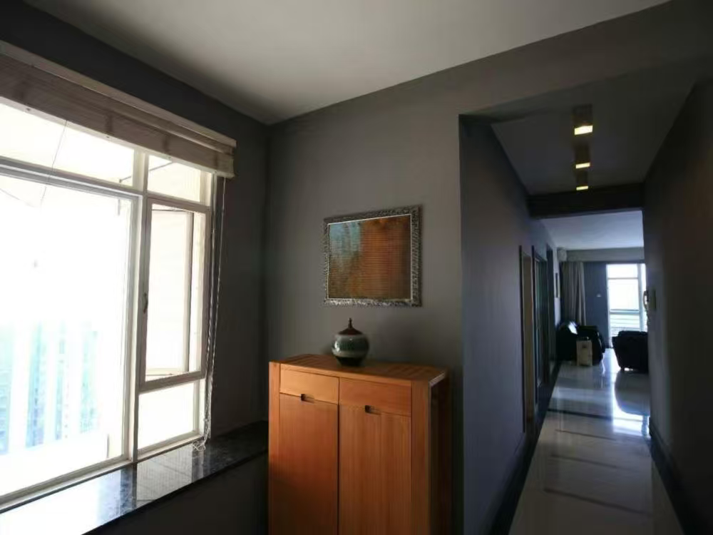 紫荆花园一期  3室2厅2卫    7000.0元/月 紫荆花园一期  3室2厅2卫    7000.0元/月室内图