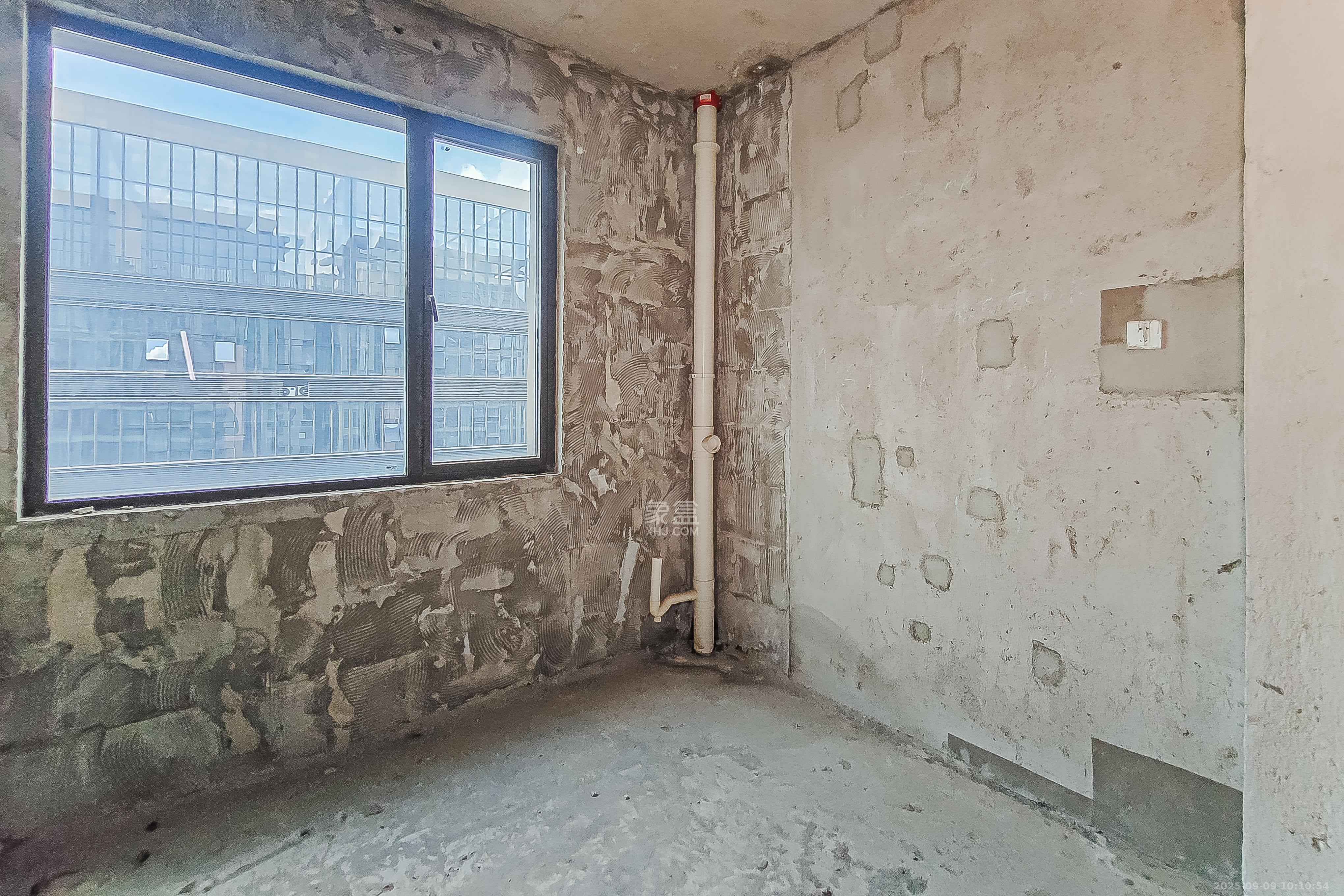 建发央玺（建发泱玺雅苑）  4室2厅2卫   366.00万厨房
