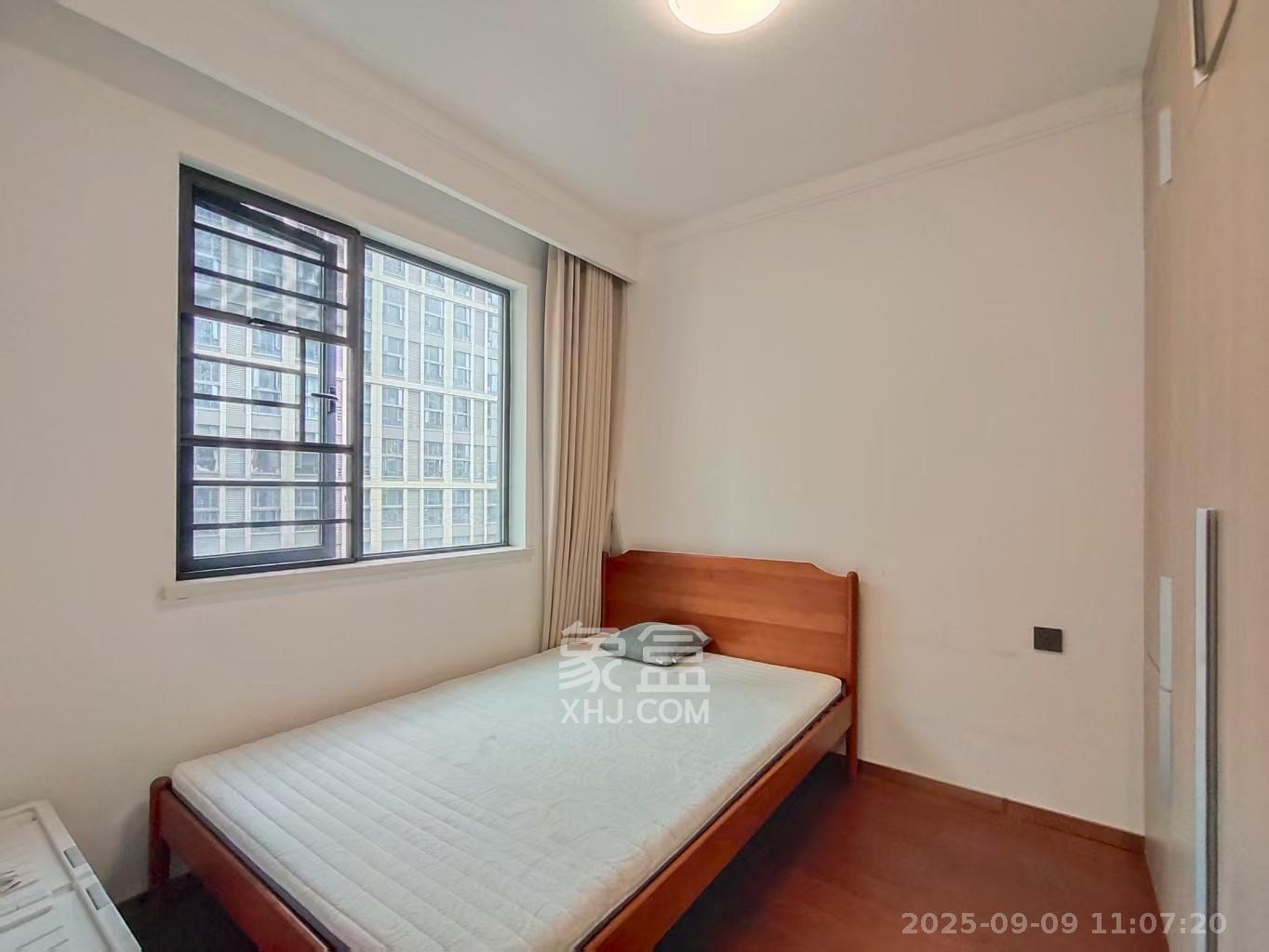 旭辉雨花郡  4室2厅2卫    4000.0元/月 旭辉雨花郡  4室2厅2卫    4000.0元/月室内图