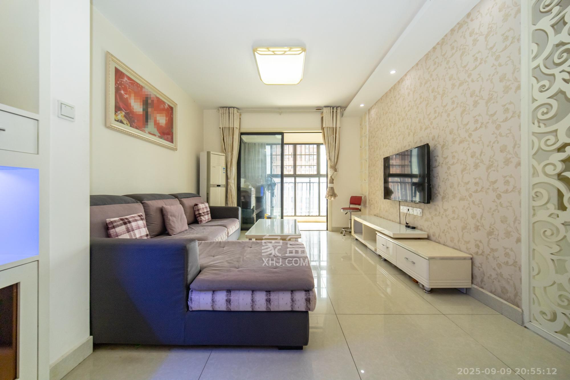 三一街区  3室2厅1卫    68.0万 三一街区  3室2厅1卫    68.0万