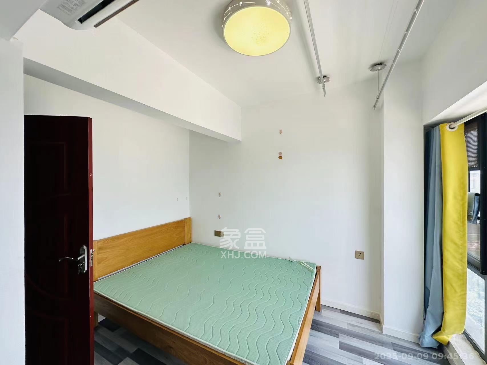 泰龙华府  2室1厅1卫    1600.0元/月 泰龙华府  2室1厅1卫    1600.0元/月室内图