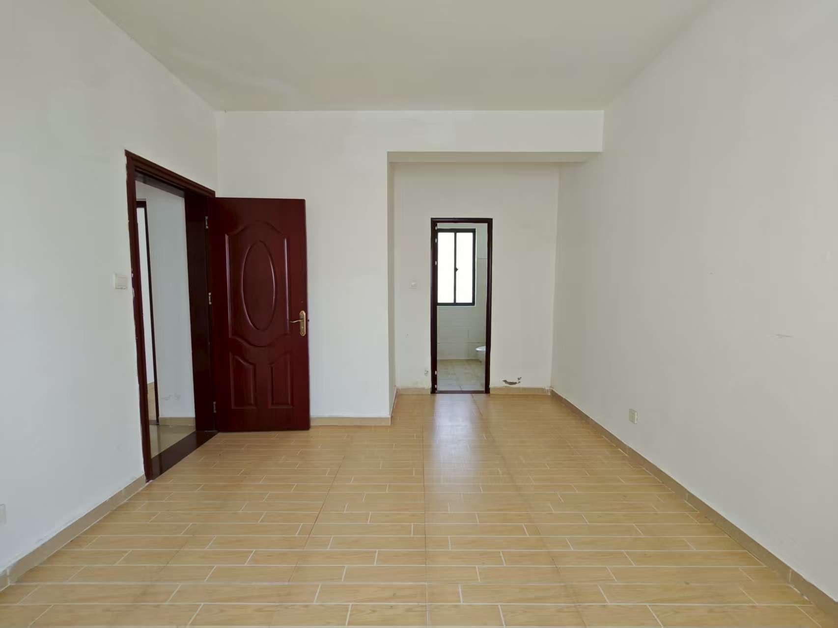 道客和悦坊 4室2厅2卫 2500.0元/月 道客和悦坊 4室2厅2卫 2500.0元/月室内图