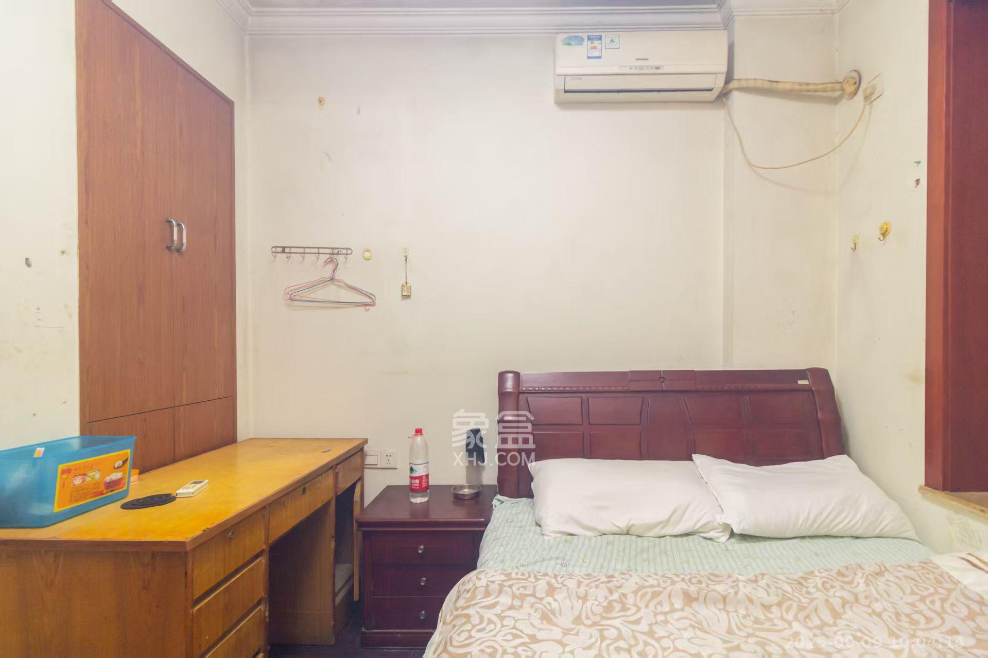 东门尚苑 4室2厅2卫 1600.0元/月 东门尚苑 4室2厅2卫 1600.0元/月室内图