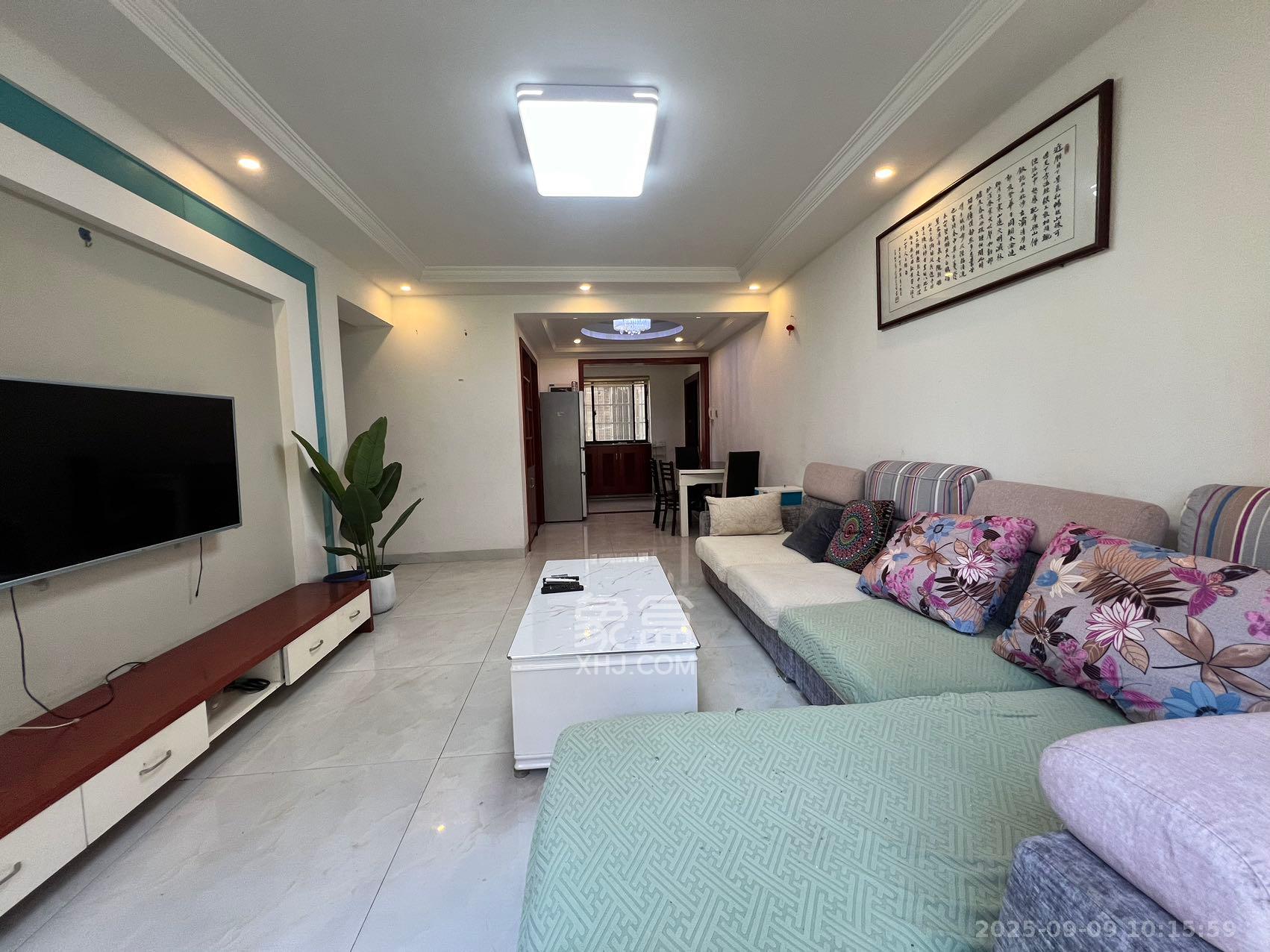 清政园（青政家园）  3室2厅2卫    2000.0元/月室内图