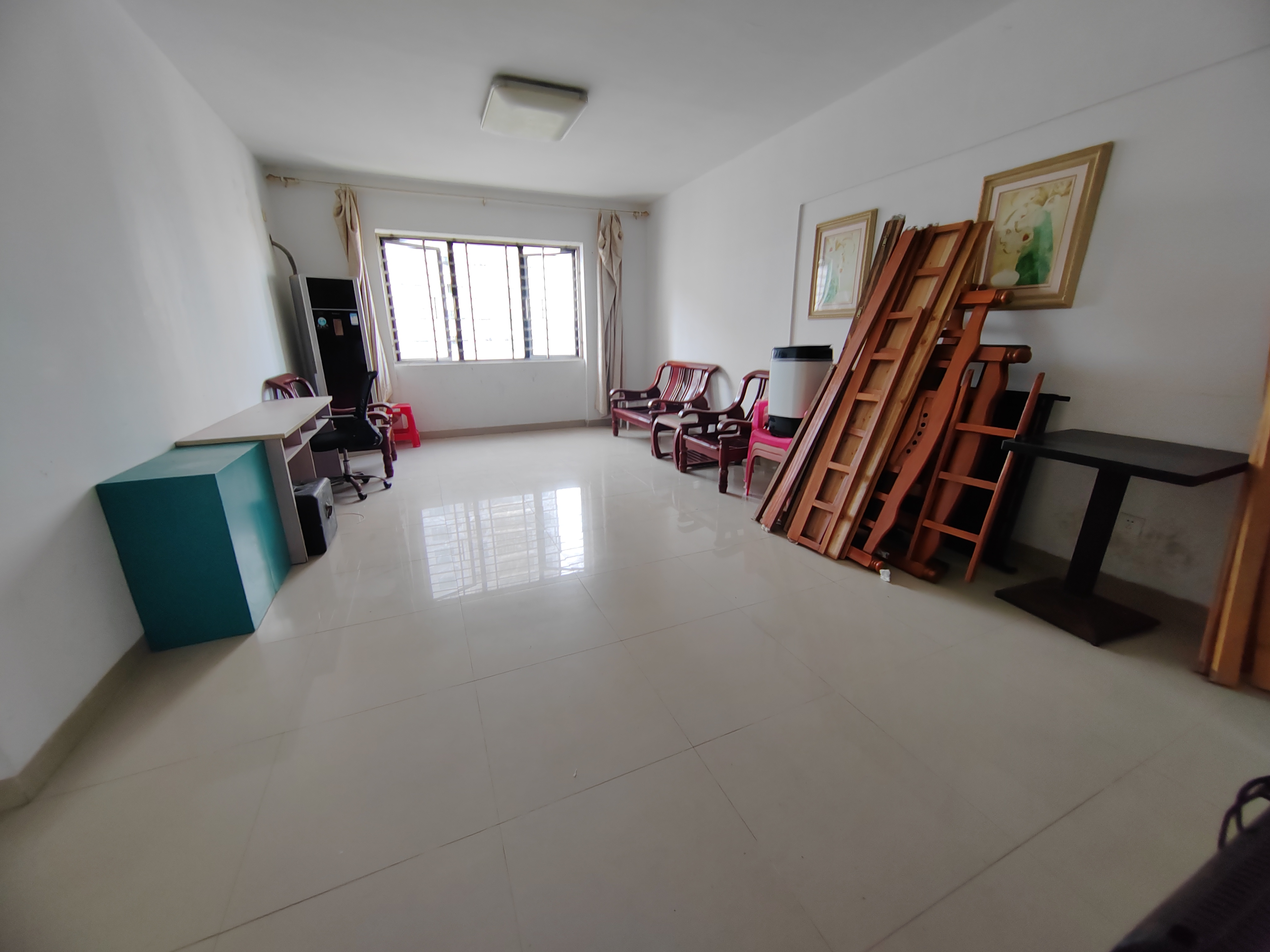 滨涯小区一期(滨涯村一区)  3室2厅2卫    2500.0元/月 滨涯小区一期(滨涯村一区)  3室2厅2卫    2500.0元/月室内图